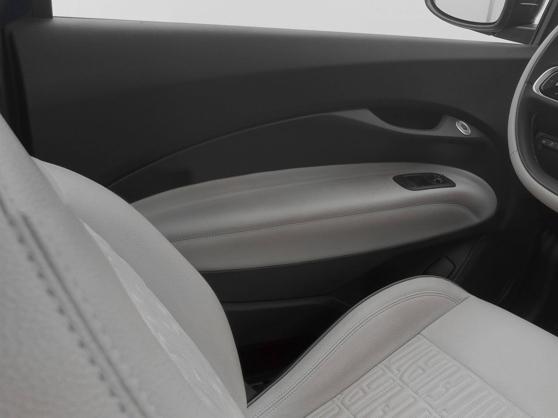 FIAT 500 3+1 electric 87 kW La Prima-image-8