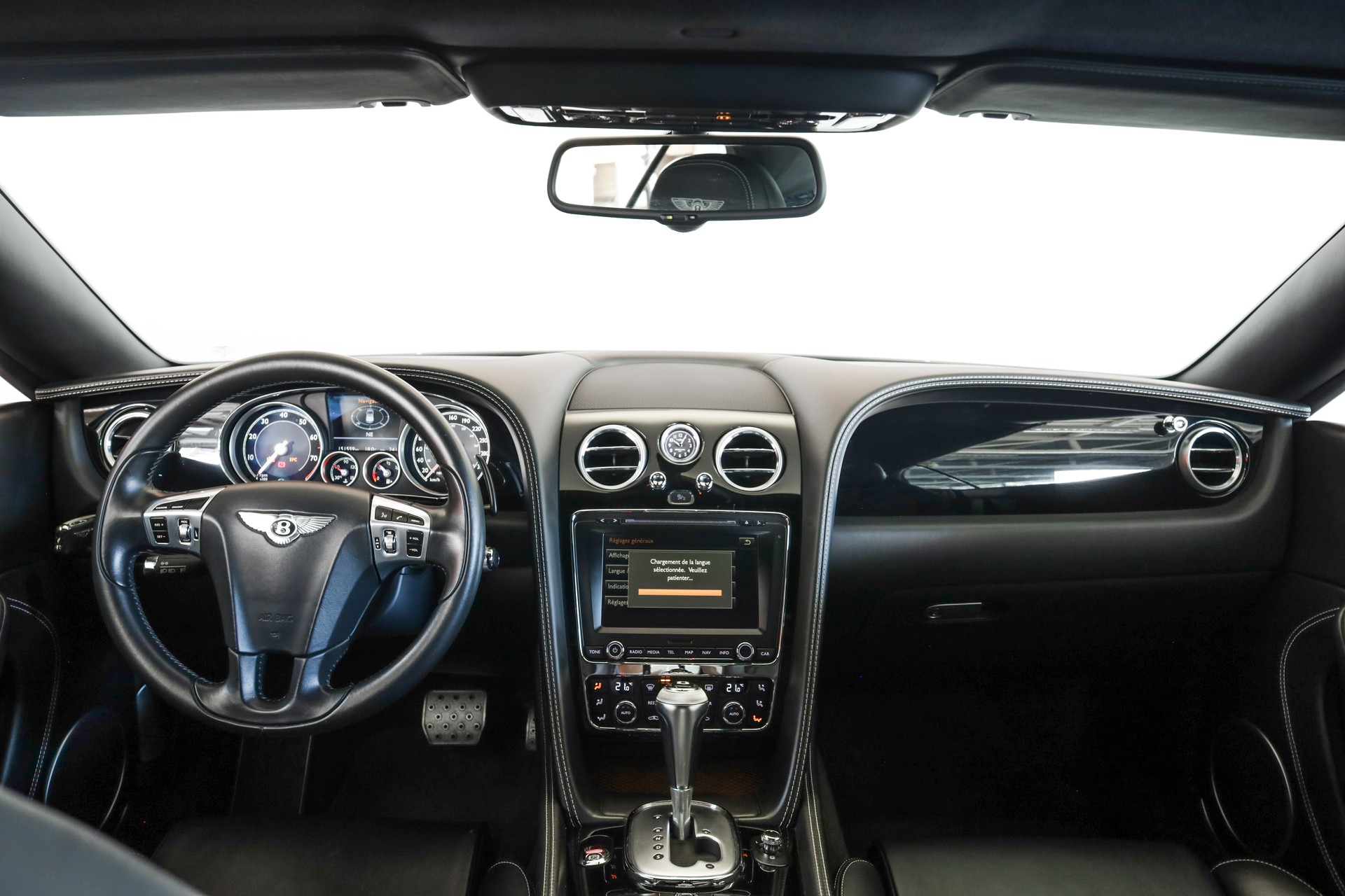 BENTLEY Continental GTC 4.0 V8-image-8