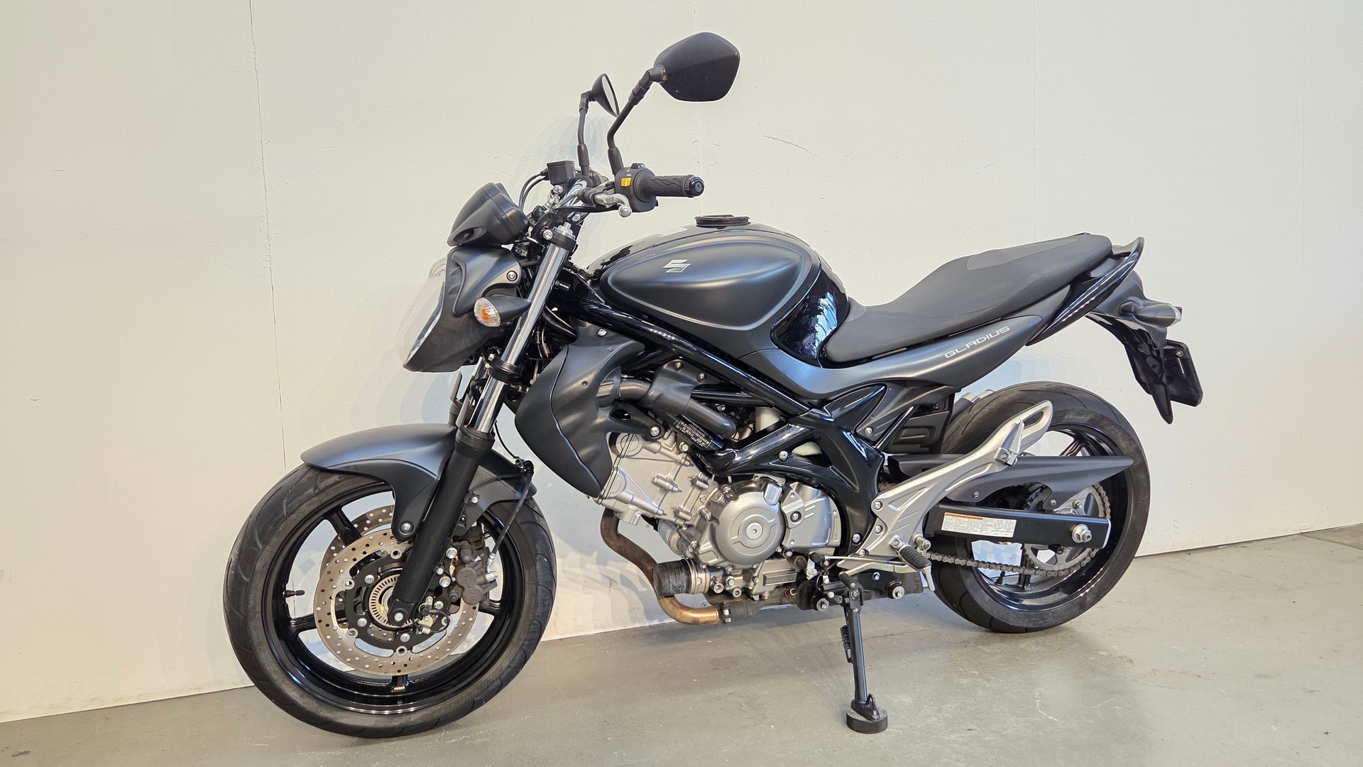 SUZUKI SFV 650 Gladius ABS-image-3