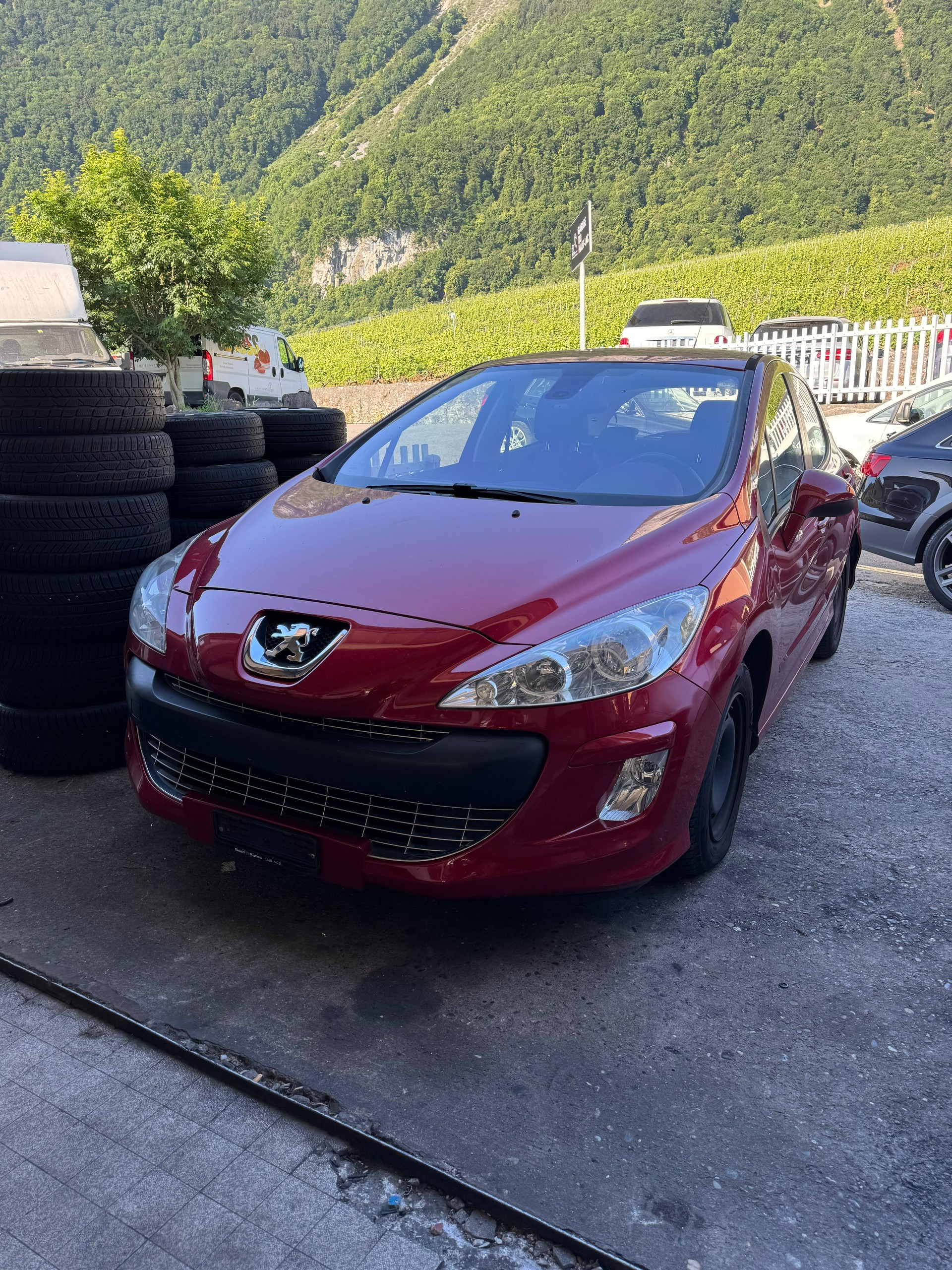PEUGEOT 308 1.6 16V VTI Lion Edition Automatic-image-1