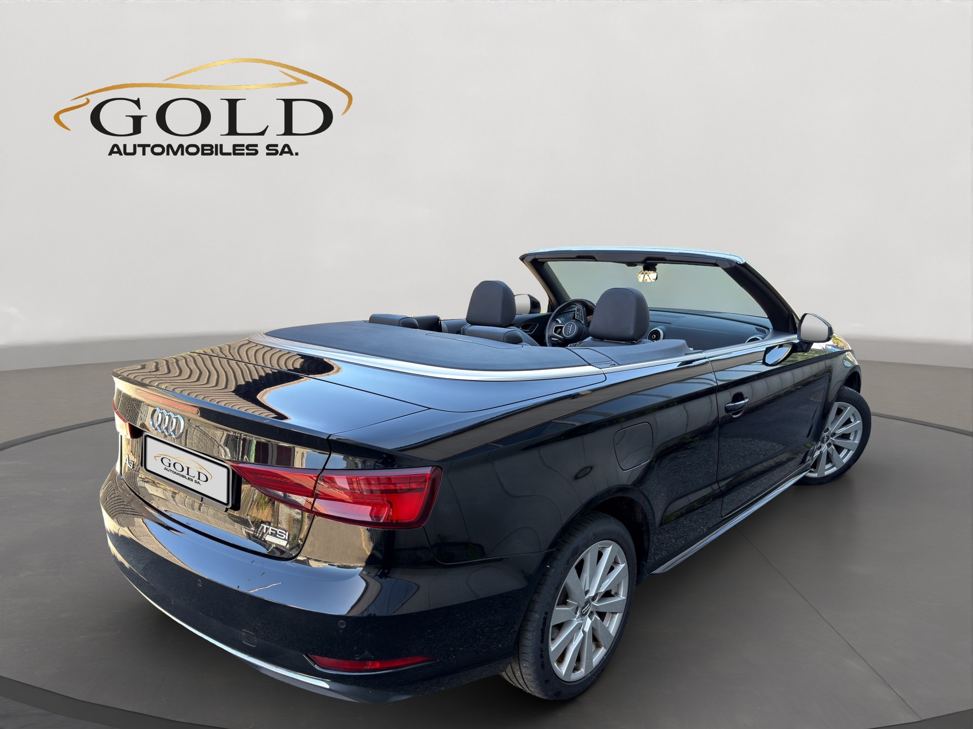 AUDI A3 Cabriolet 1.4 TFSI Design-image-1
