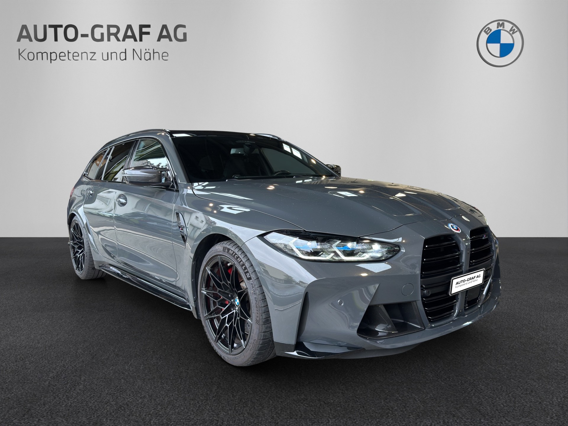 BMW M3 Competition xDrive Touring-image-6