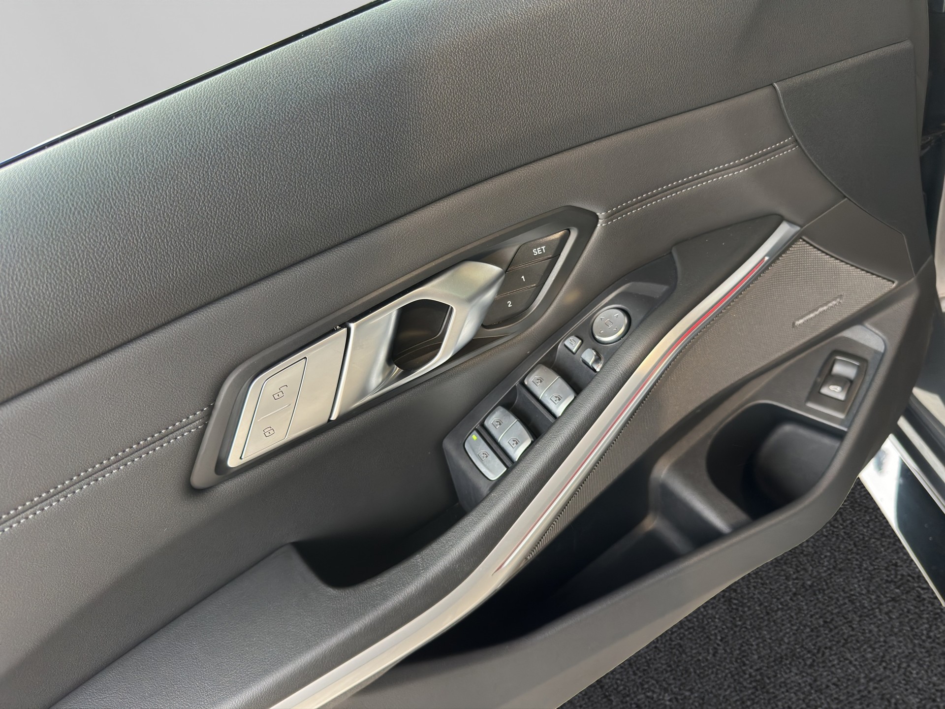 BMW M3 Competition xDrive Touring-image-12