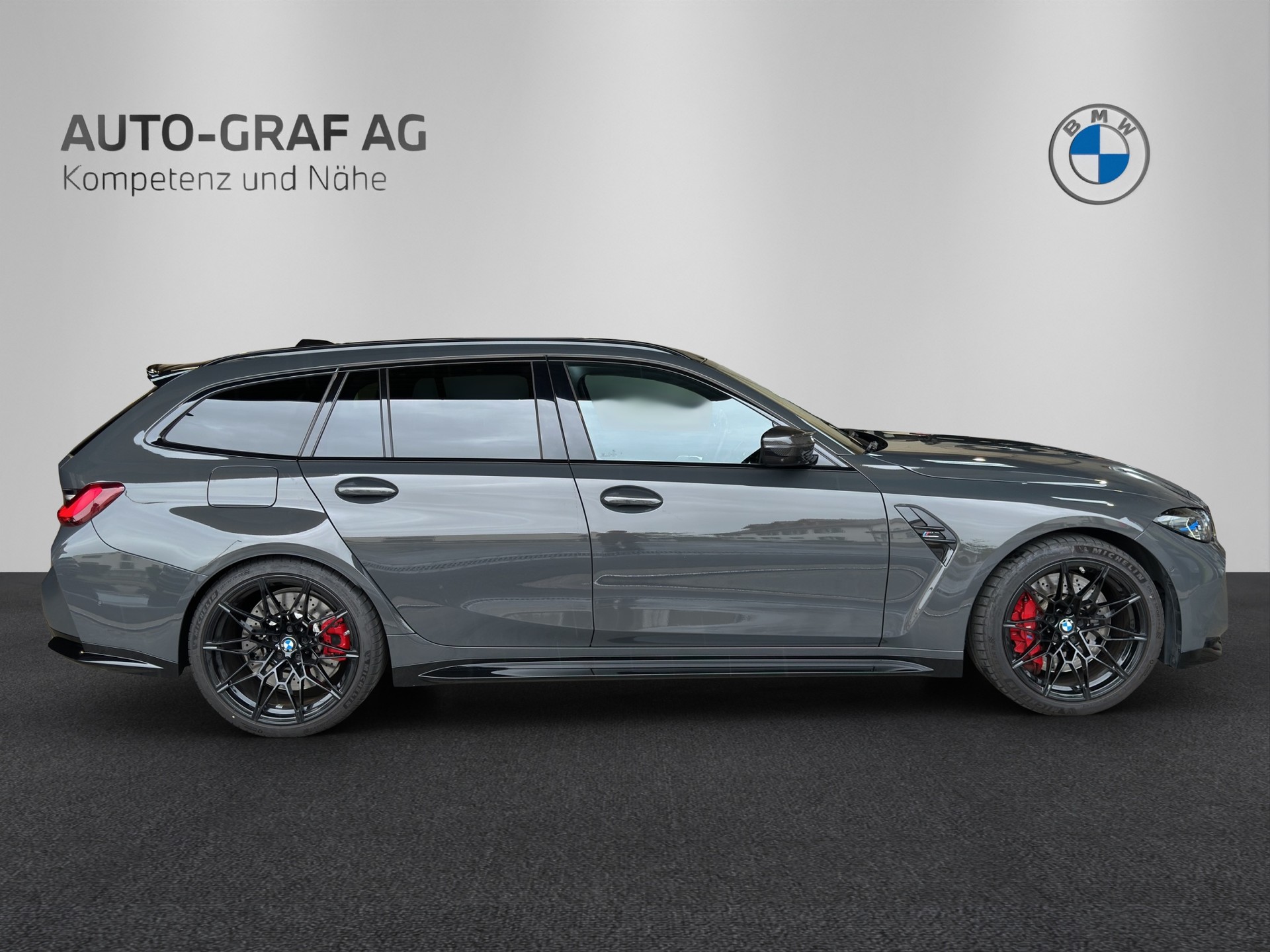 BMW M3 Competition xDrive Touring-image-5