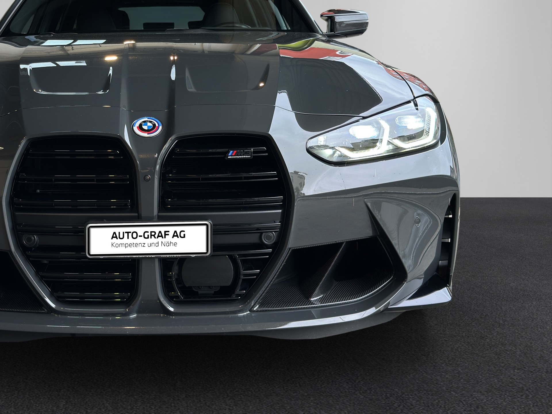 BMW M3 Competition xDrive Touring-image-8