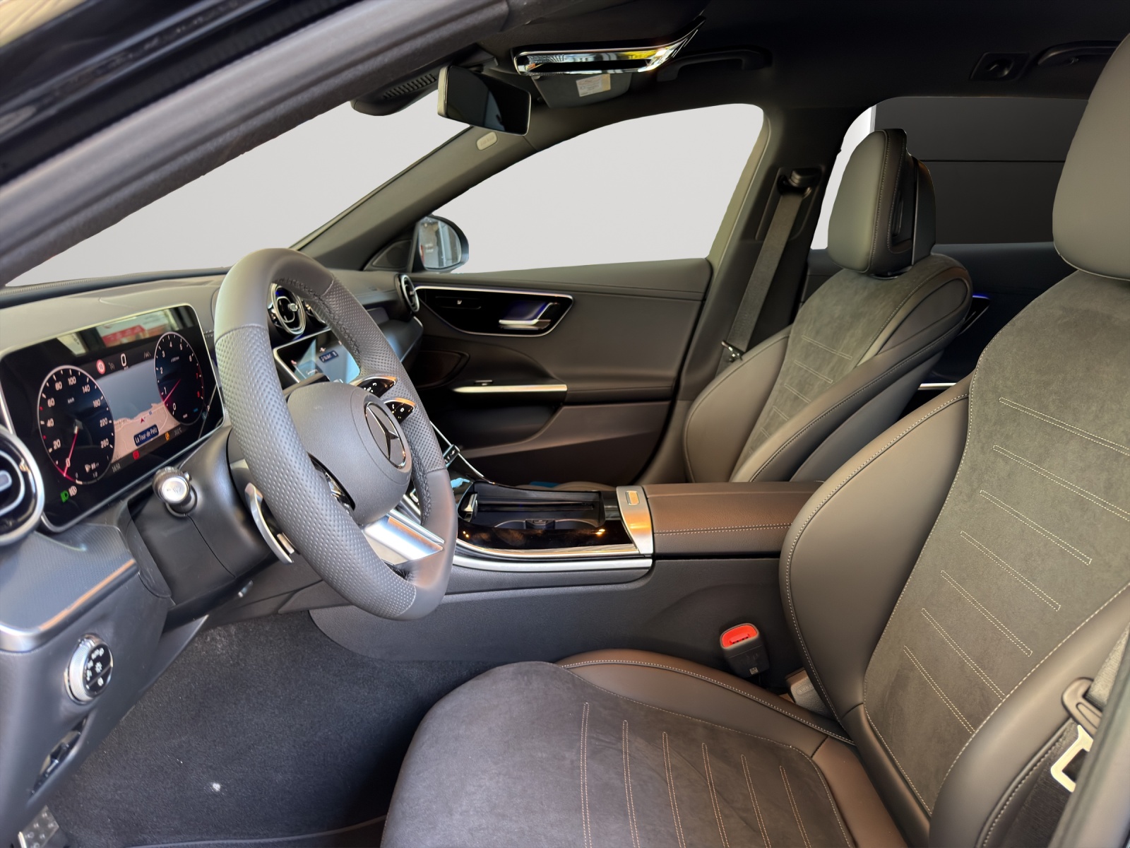 MERCEDES-BENZ C 200 T 4 Matic-image-4
