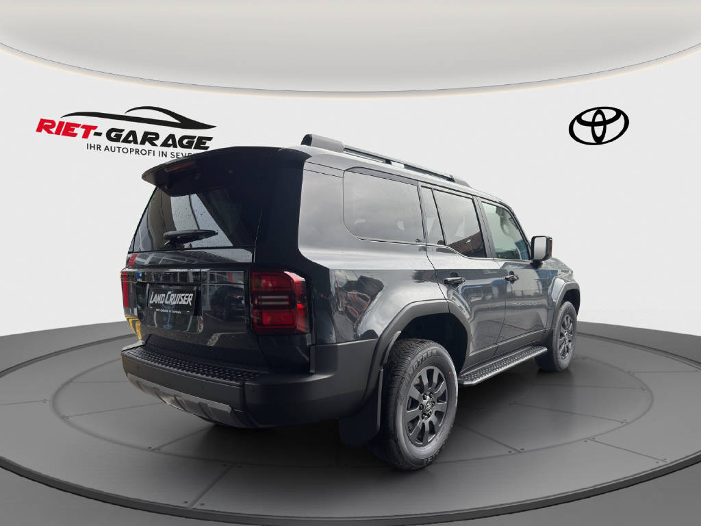 TOYOTA Land Cruiser 2.8 D 48V Style-image-3