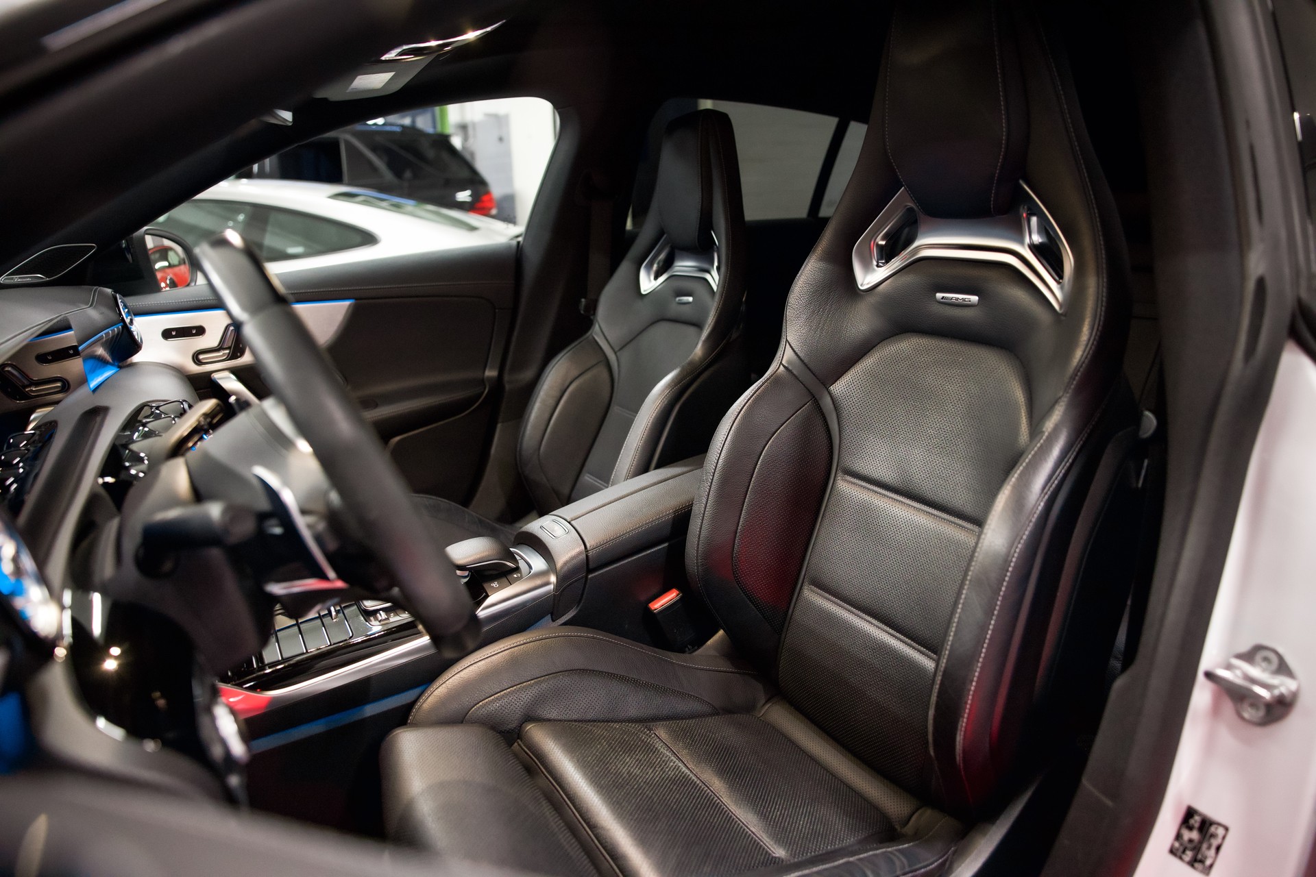 MERCEDES-BENZ CLA Shooting Brake 45 S AMG 4Matic+ 8G-DCT-image-17