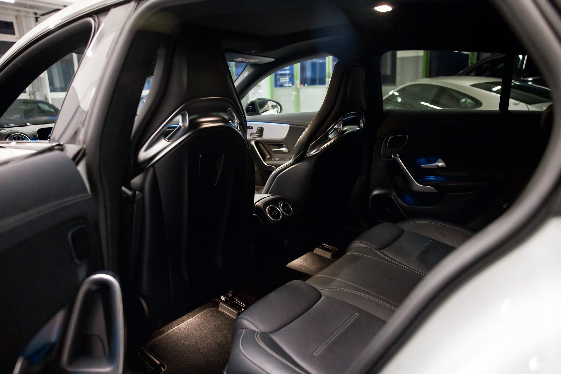 MERCEDES-BENZ CLA Shooting Brake 45 S AMG 4Matic+ 8G-DCT-image-18
