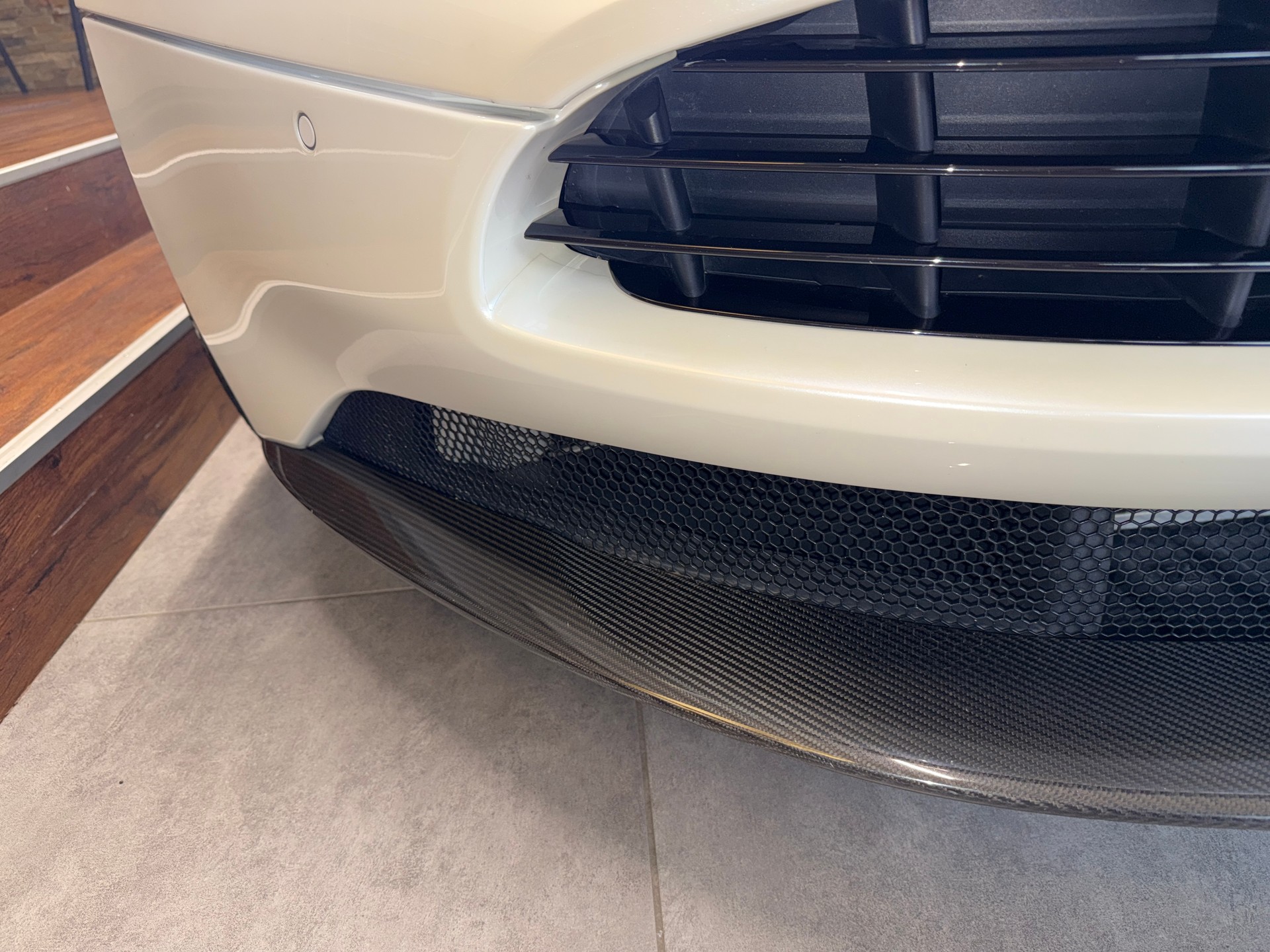 ASTON MARTIN DB11 V8 Touchtronic 3-image-9