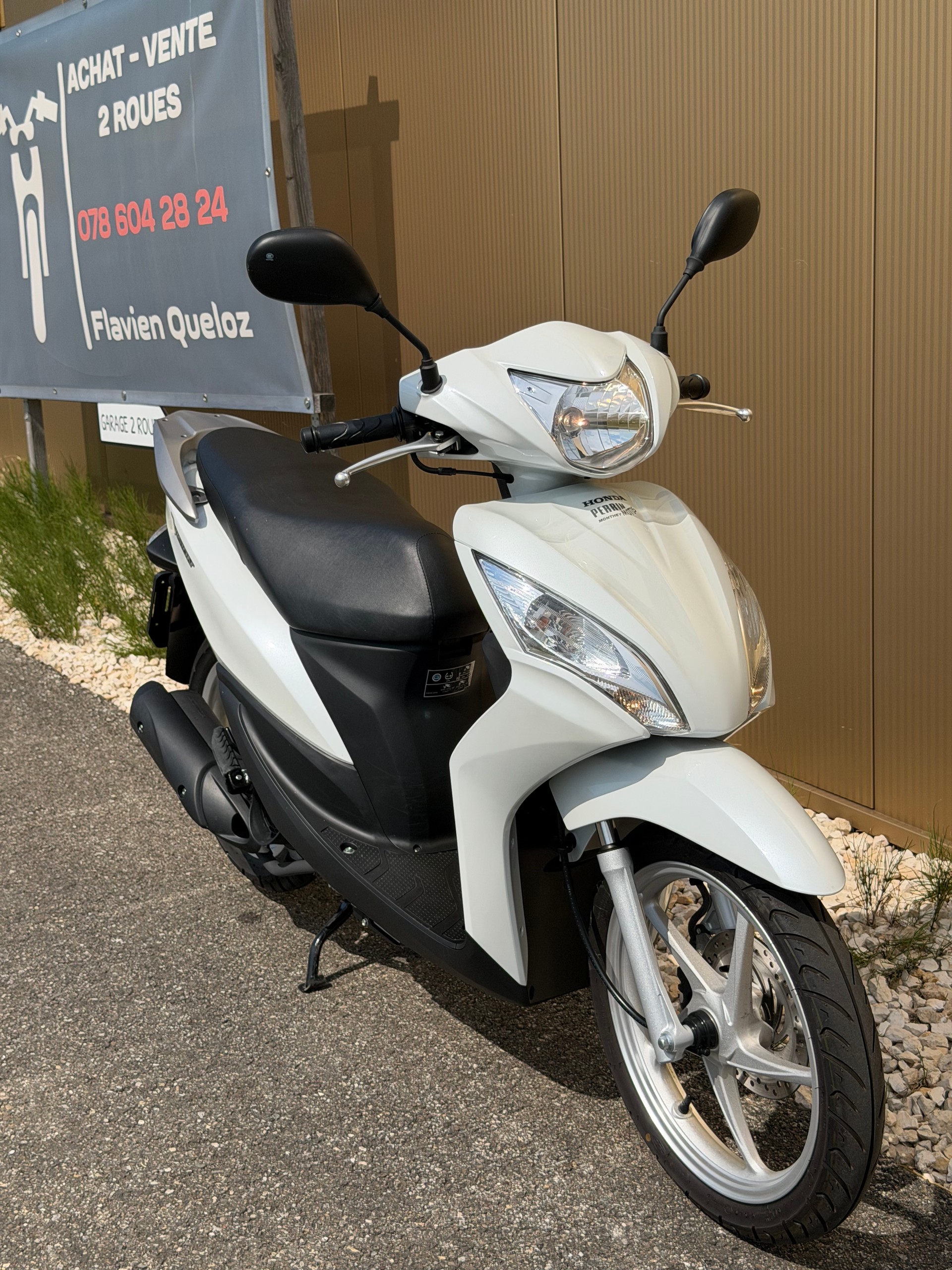HONDA NSC Vision 110 16''-image-0