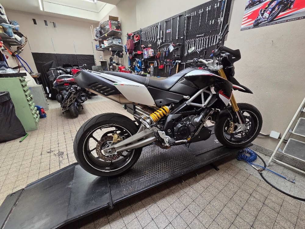 APRILIA Dorsoduro 1200 ABS/TC-image-3