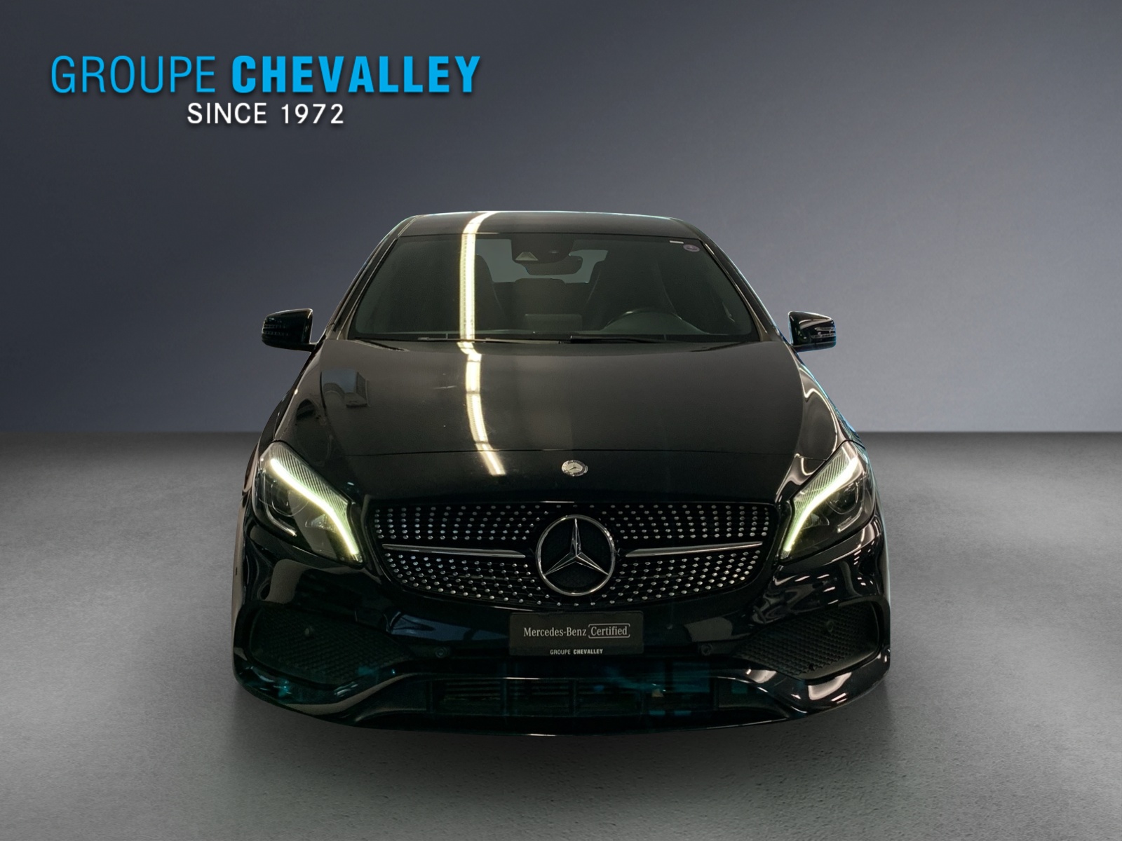 MERCEDES-BENZ A 220 AMG Line 4Matic-showroom-element-1