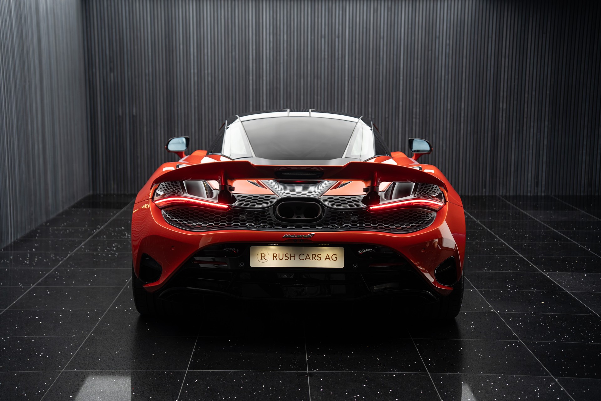 McLAREN 750S Coupé Performance-showroom-element-3