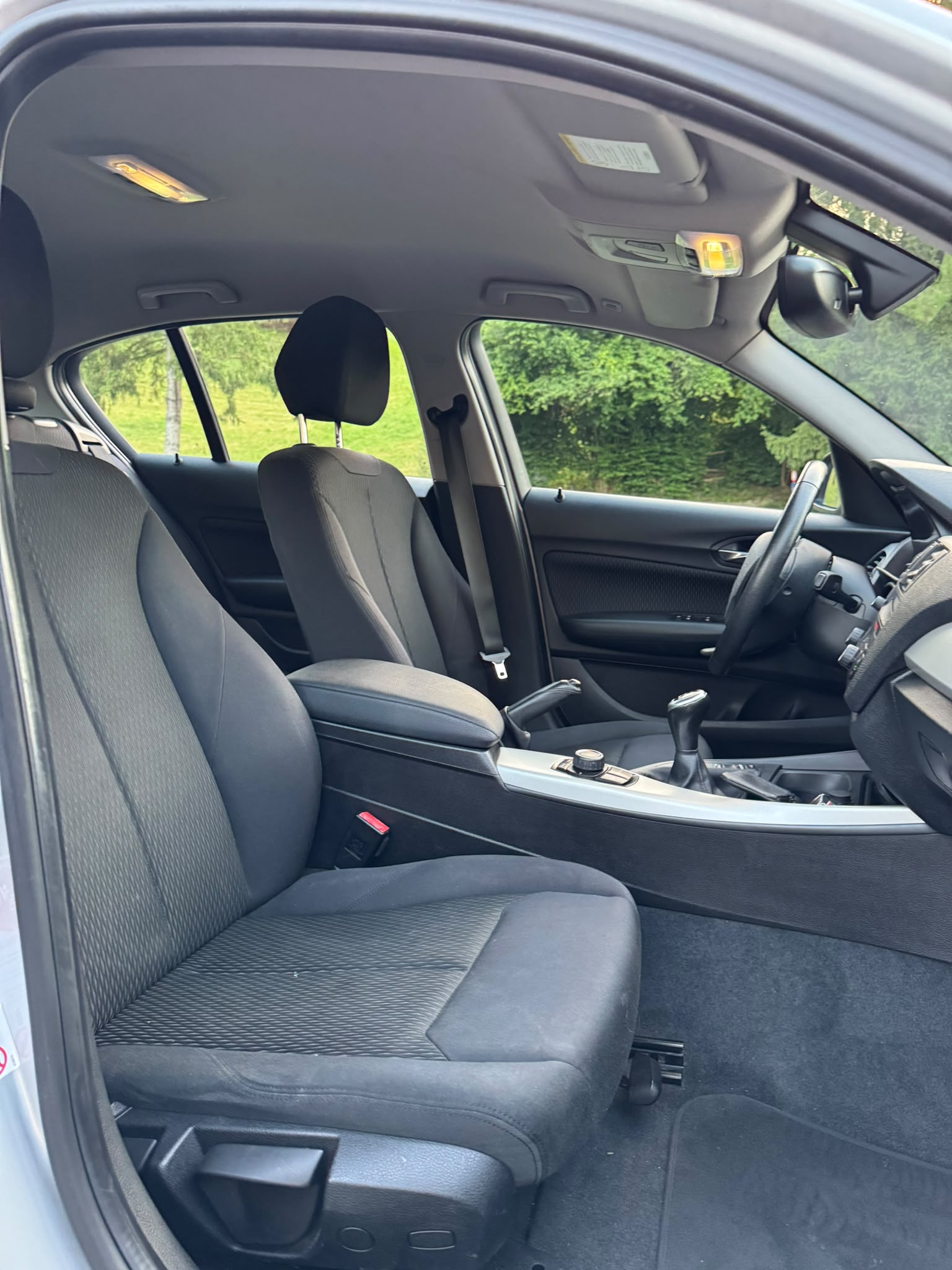 BMW 116i-image-10