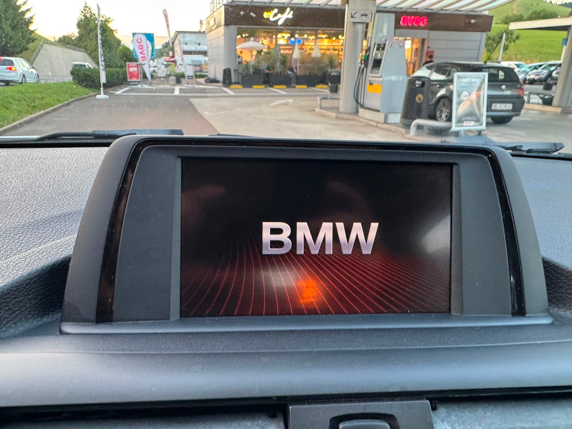 BMW 116i-image-13