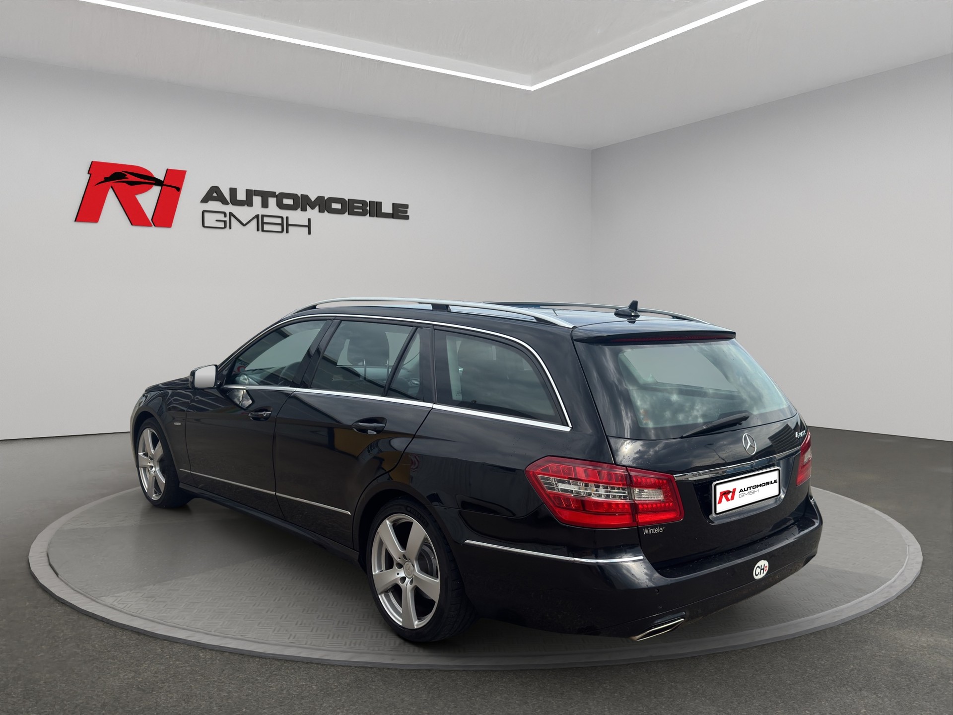 MERCEDES-BENZ E 250 CDI BlueEff. Avantgarde 4Matic 7G-Tronic-image-5
