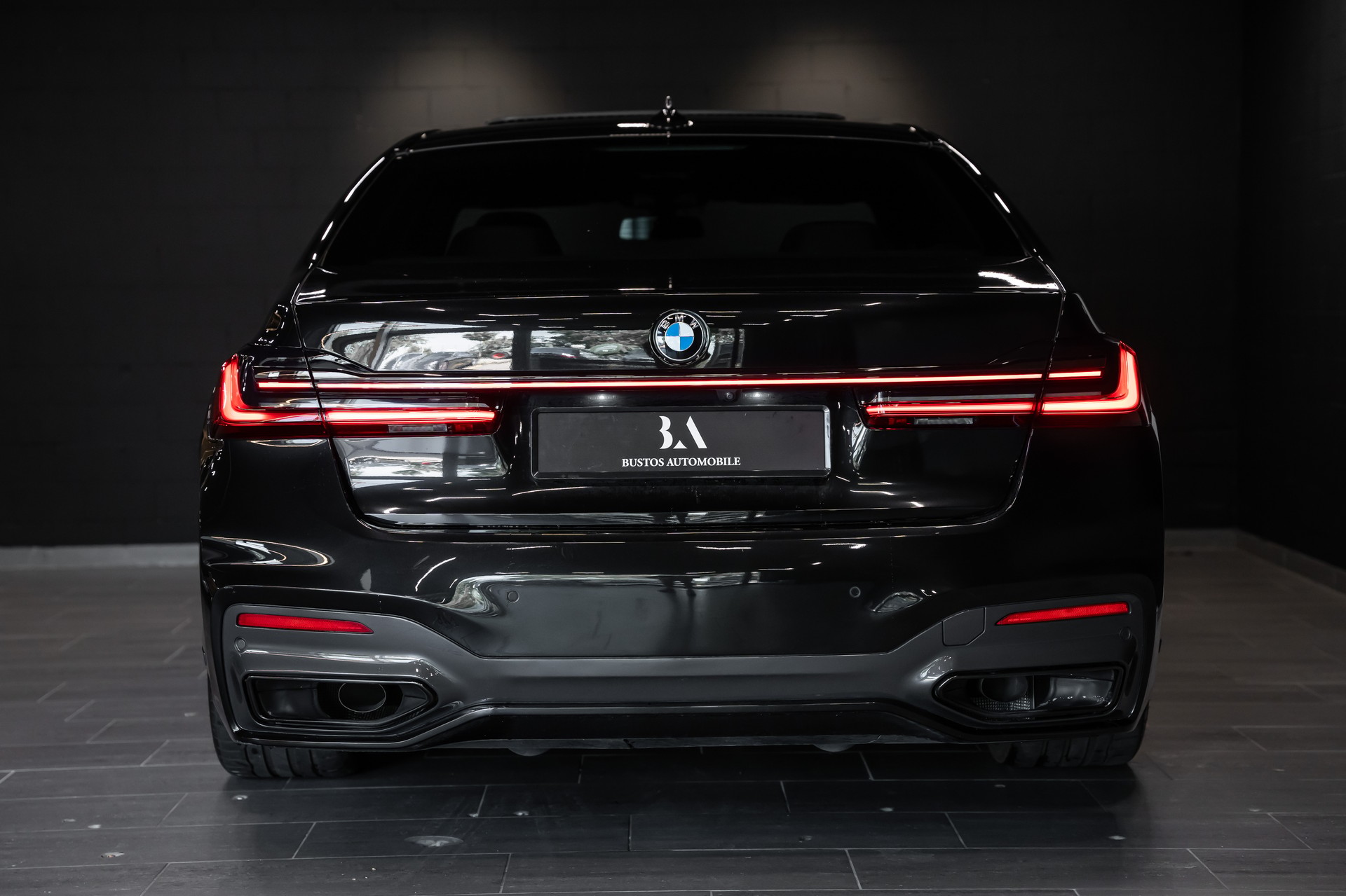 BMW 730d xDrive 48V M Sport Steptronic / Head-up Display / Schiebedach / Tempomat / Apple Carplay / Softclose / Ab Service uvm..-image-7