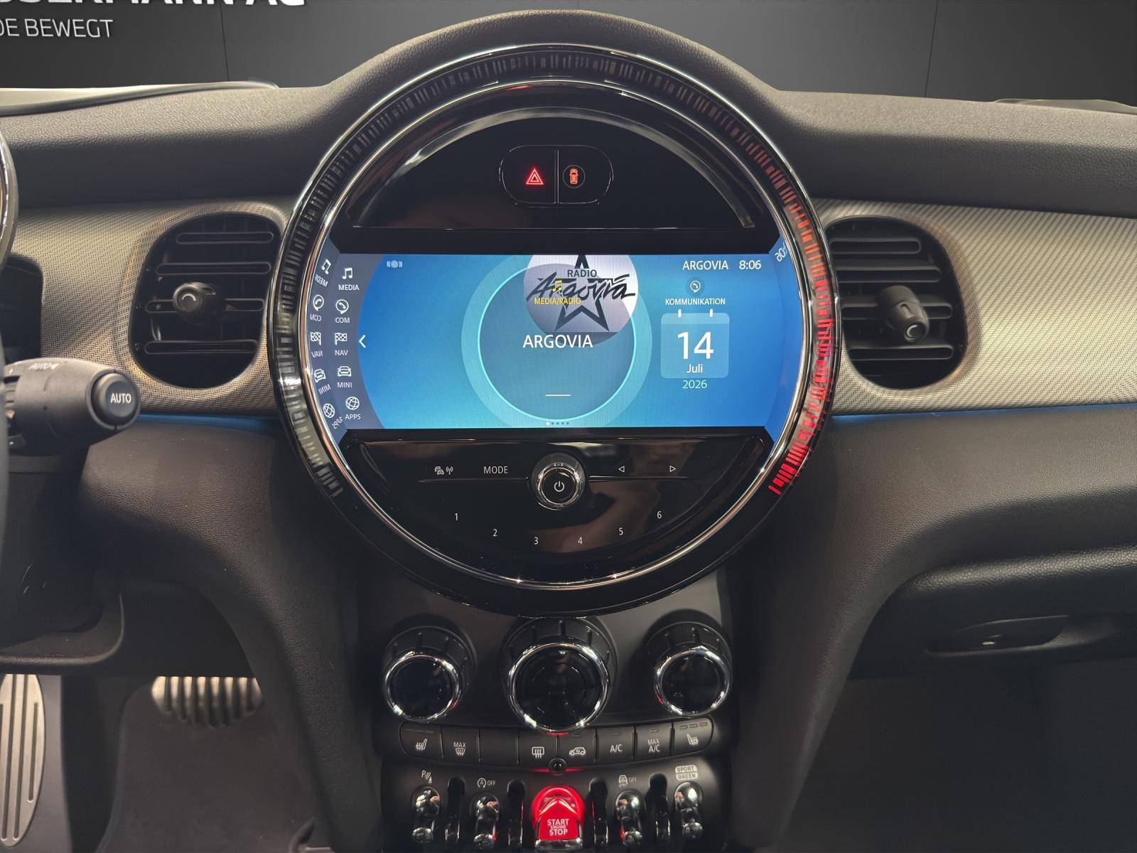 MINI Cabrio F57 John Cooper Works-image-18