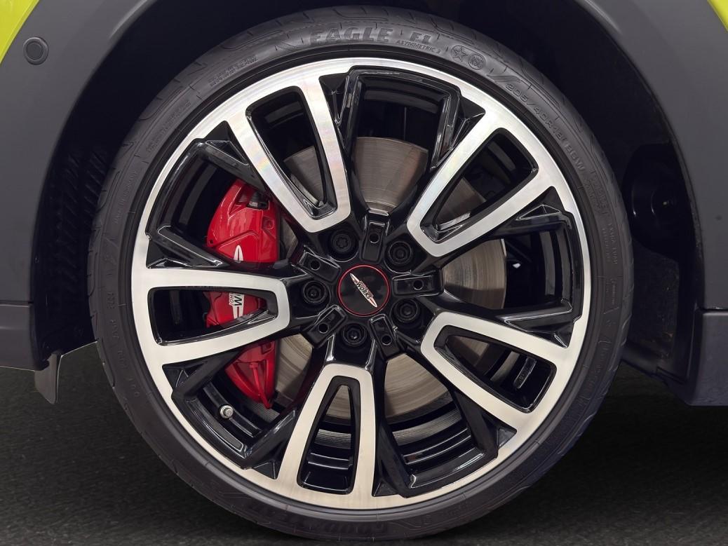 MINI Cabrio F57 John Cooper Works-image-8