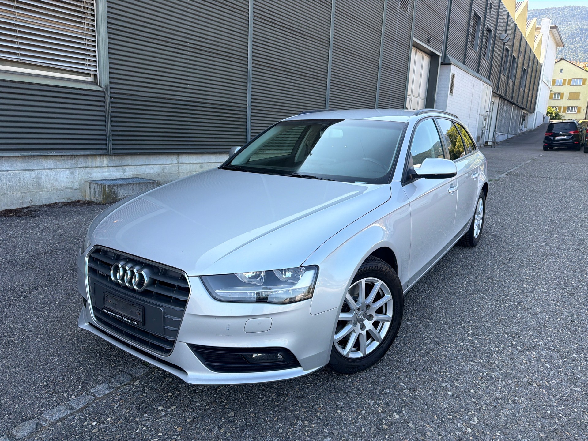AUDI A4 Avant 2.0 TDI quattro ** Gr. Navigation ** Klima-auto ** Tempomat ** PDC H ** Letzte MFK 03.2024 ** B5b *