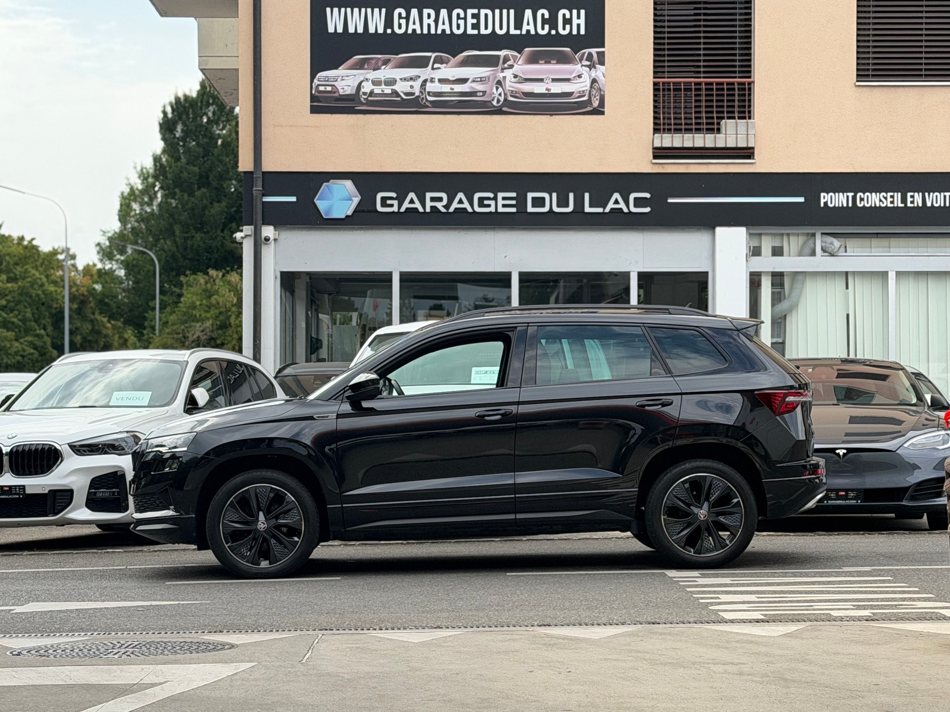 SKODA Karoq 1.5 TSI SportLine DSG-showroom-element-3