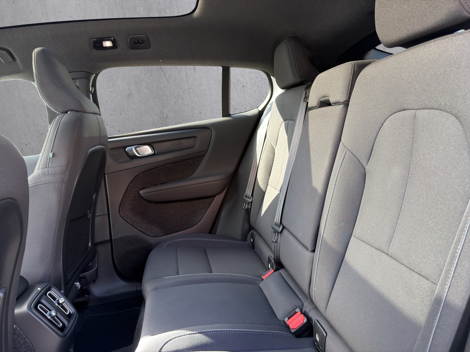 VOLVO C40 P8 Twin Recharge Ultimate AWD-image-16