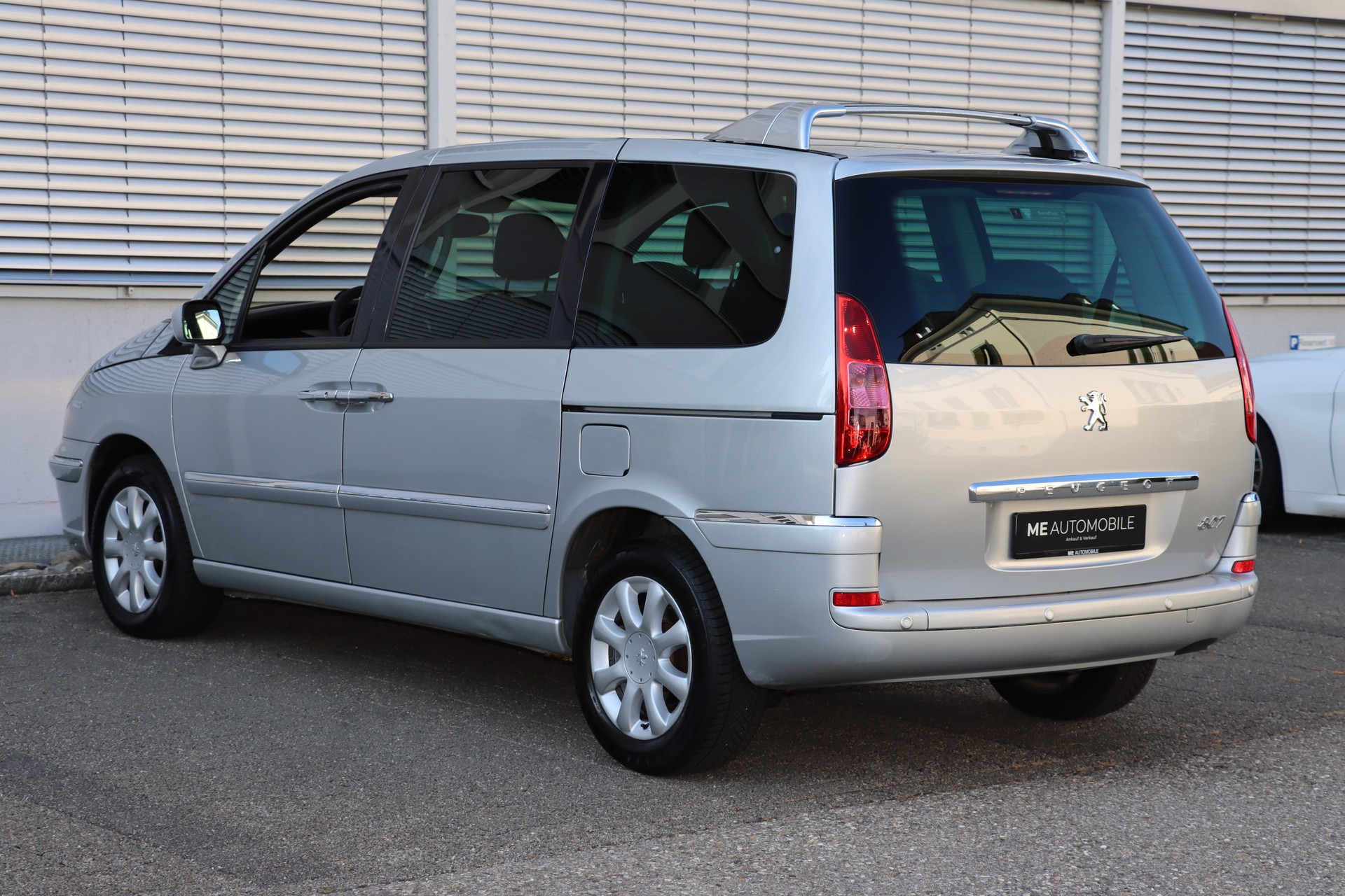 PEUGEOT 807 2.0 16V (SR) Family Automatic-image-3