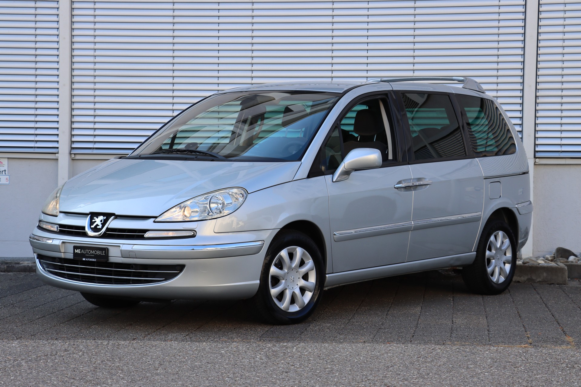 PEUGEOT 807 2.0 16V (SR) Family Automatic