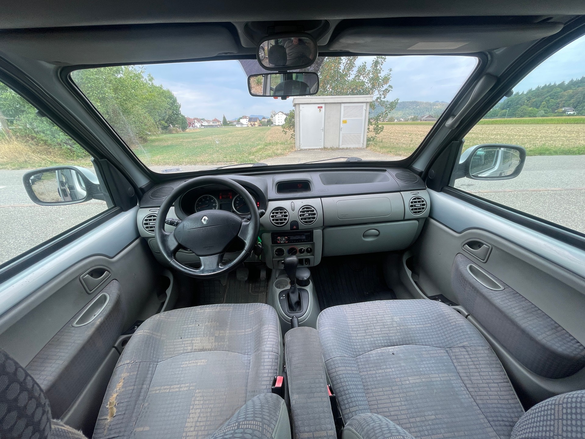 RENAULT Kangoo 1.6 16V Alizé Automatic-image-19