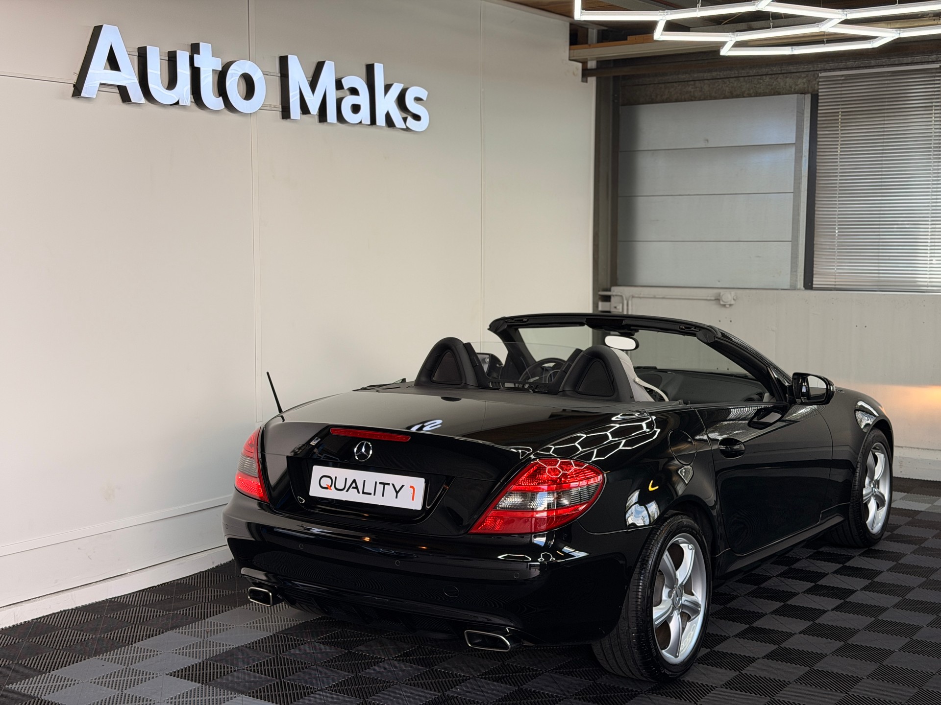 MERCEDES-BENZ SLK 200 Kompressor-showroom-element-1