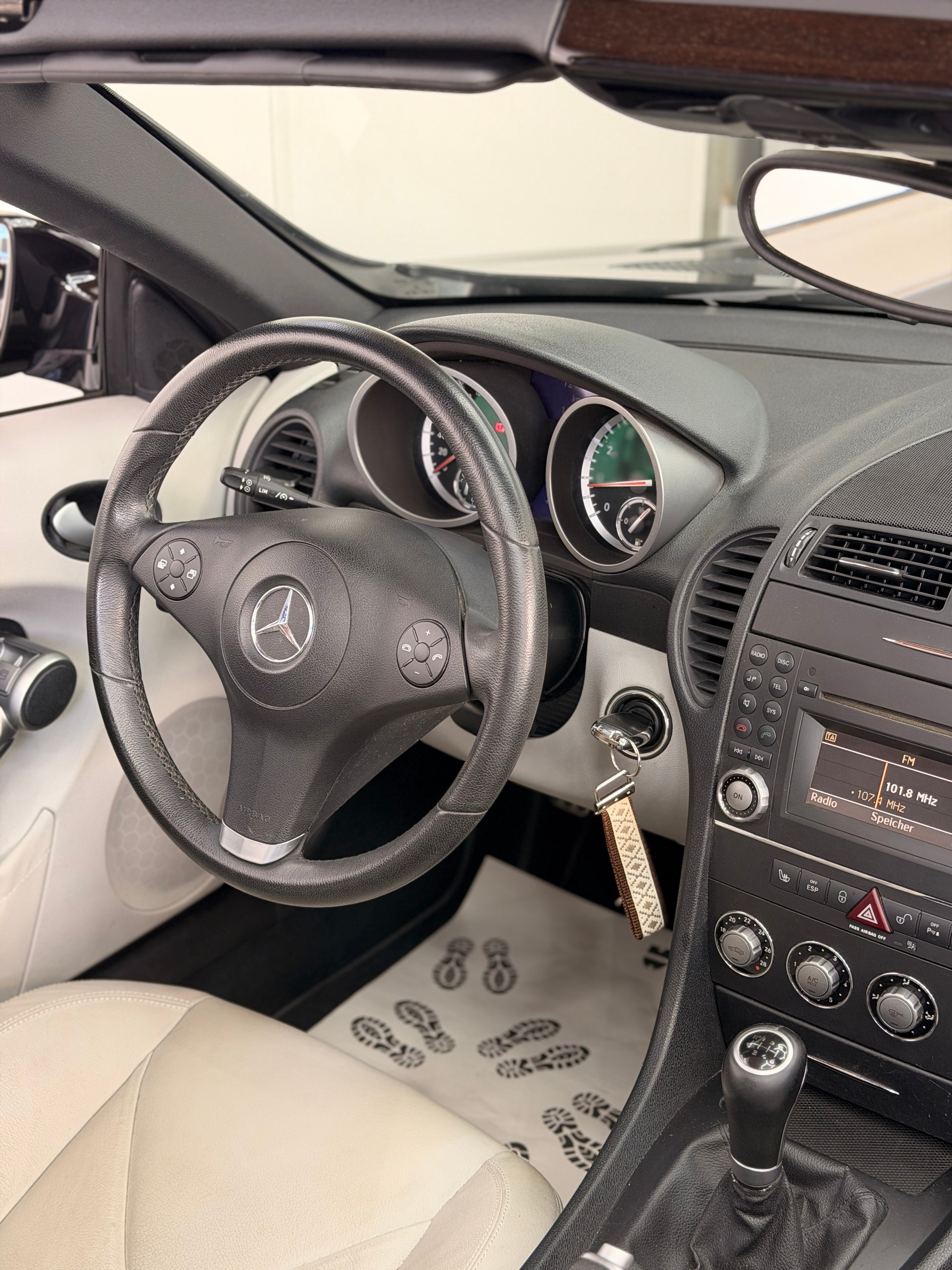 MERCEDES-BENZ SLK 200 Kompressor-image-9