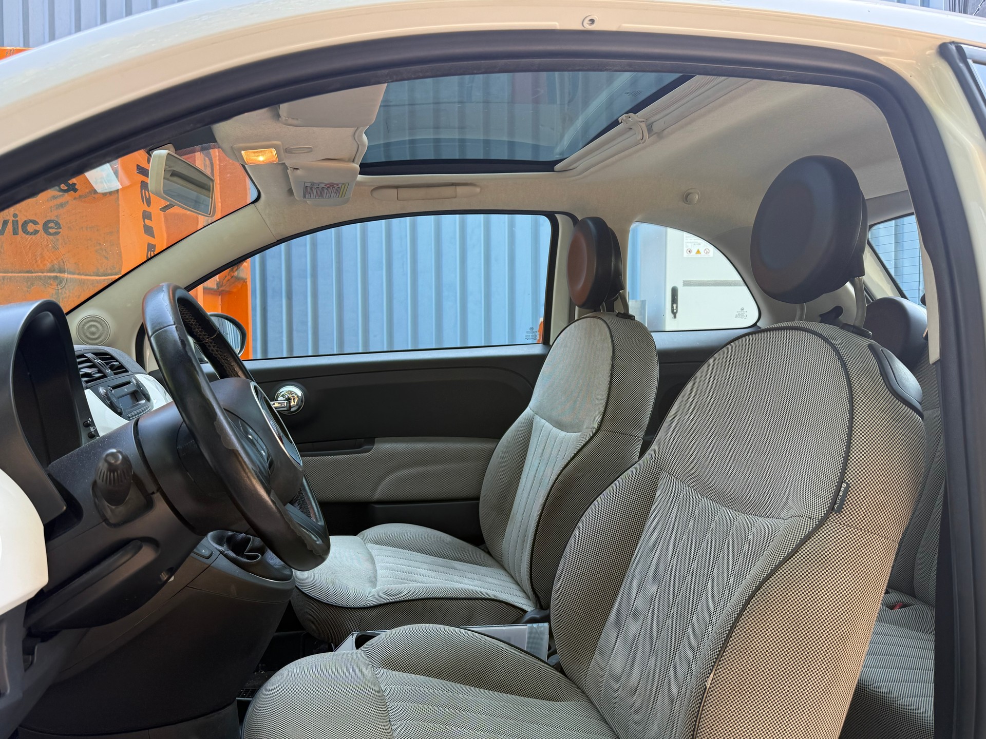FIAT 500 1.2 Lounge-image-8