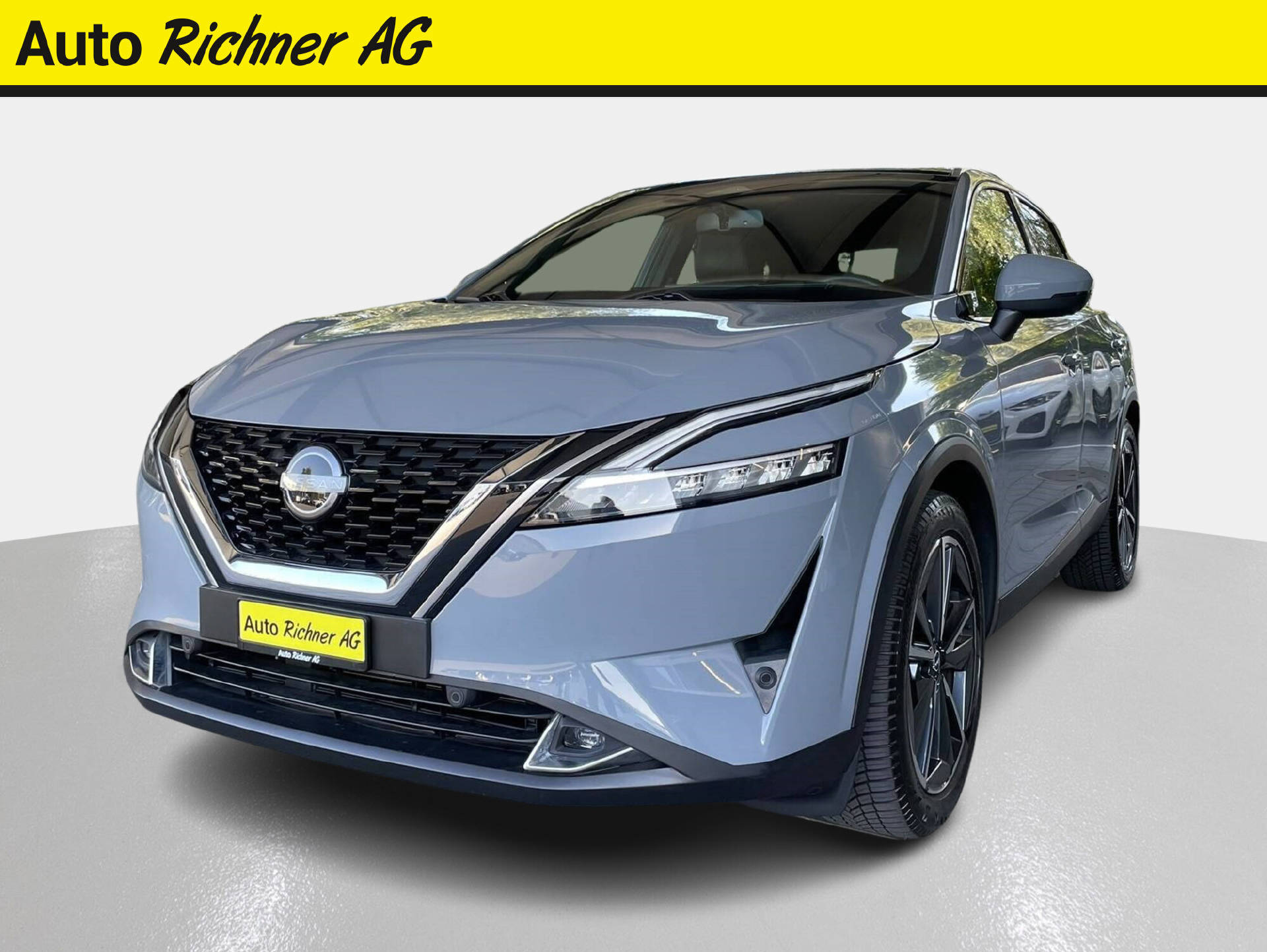 NISSAN Qashqai 1.3 DIG-T N-Connecta 4x4-showroom-element-1