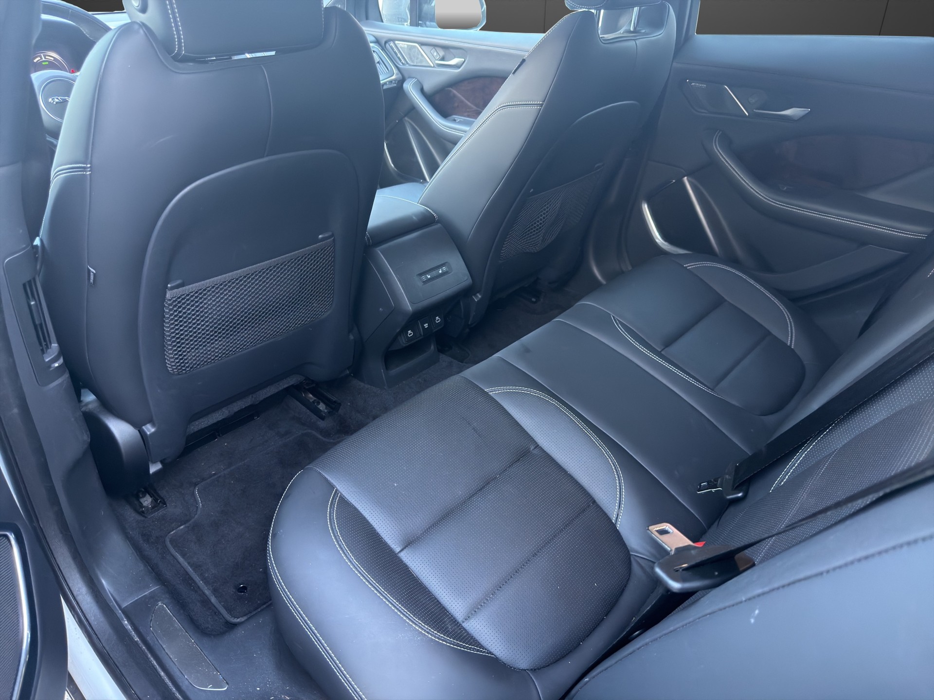 JAGUAR I-Pace EV400 S AWD-image-10
