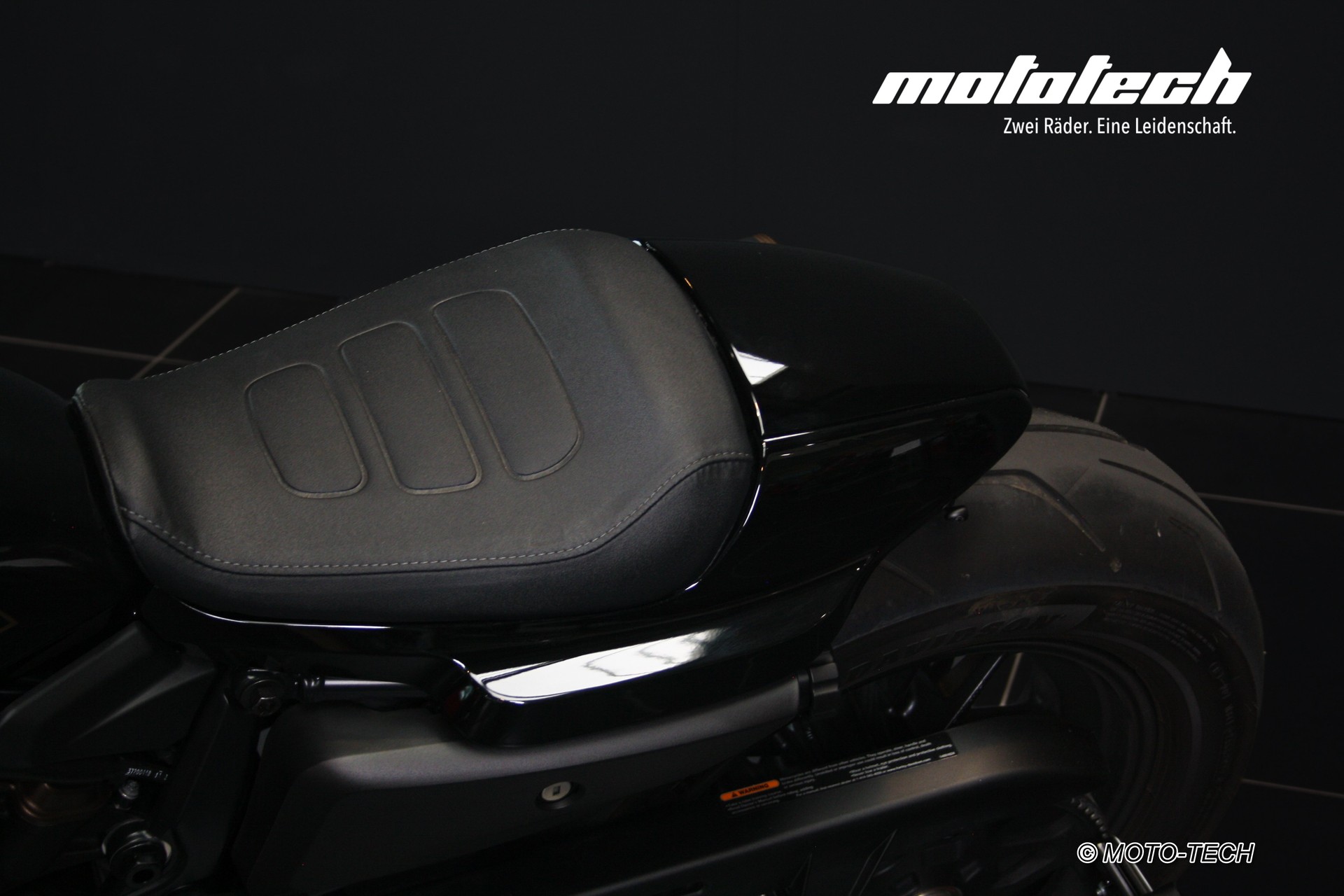 HARLEY-DAVIDSON RH 1250 Sportster S-image-12