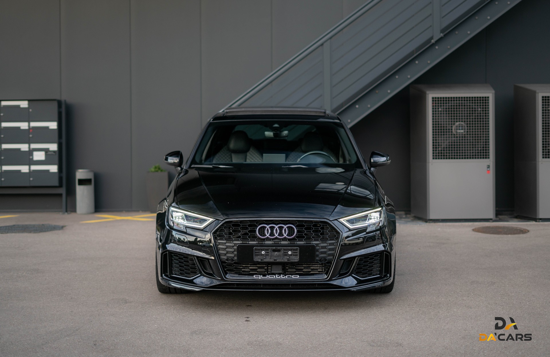 AUDI RS3 Sportback 2.5 TSI quattro S-tronic-showroom-element-1