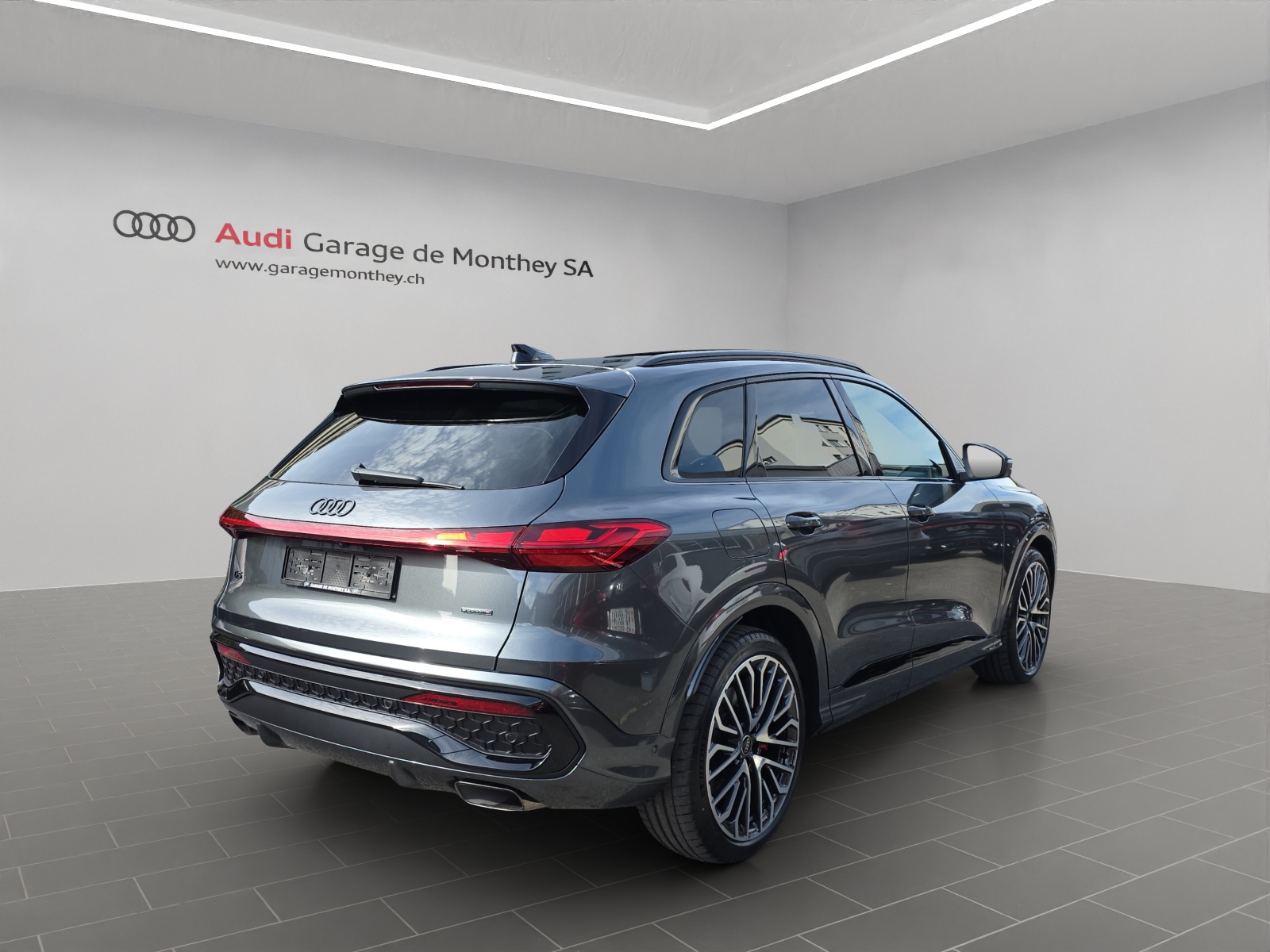 AUDI Q5 e-hybrid quattro 270 kW S-tronic-image-3