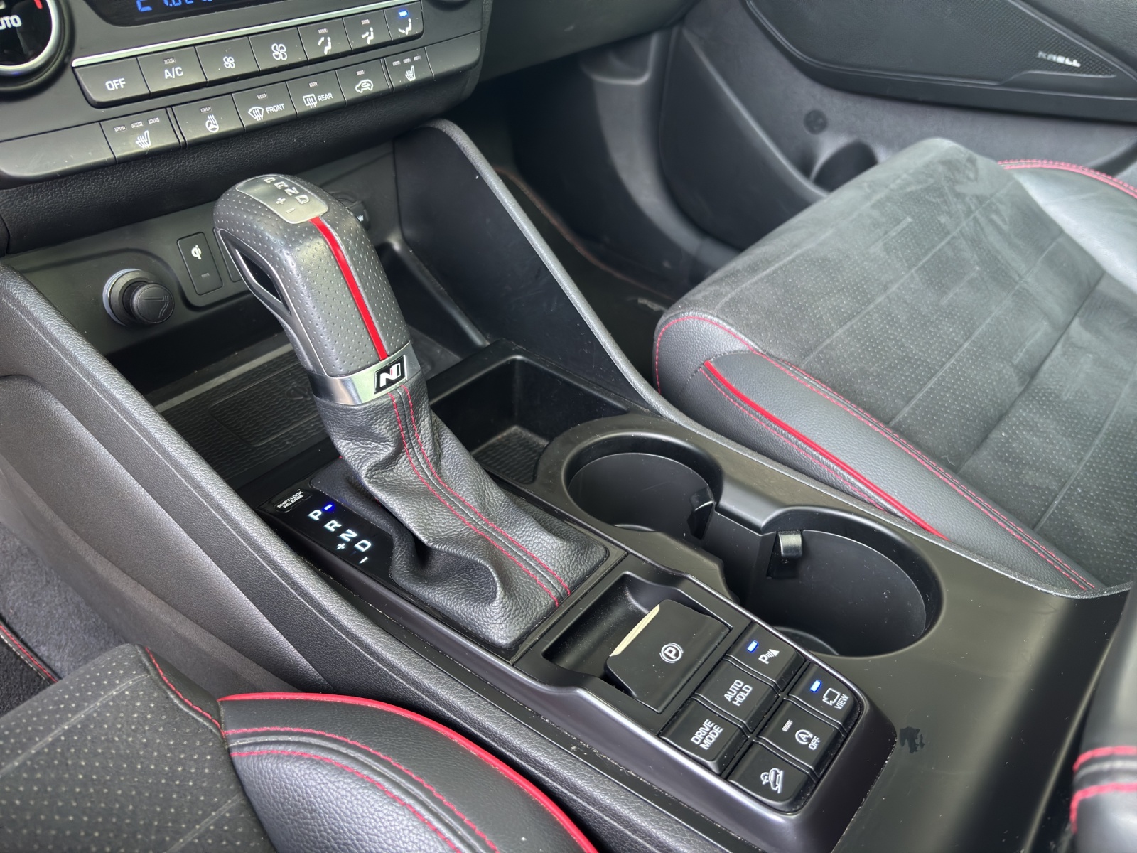 HYUNDAI Tucson 2.0 CRDI N-Line Mild Hybrid 4WD Automatic-image-7