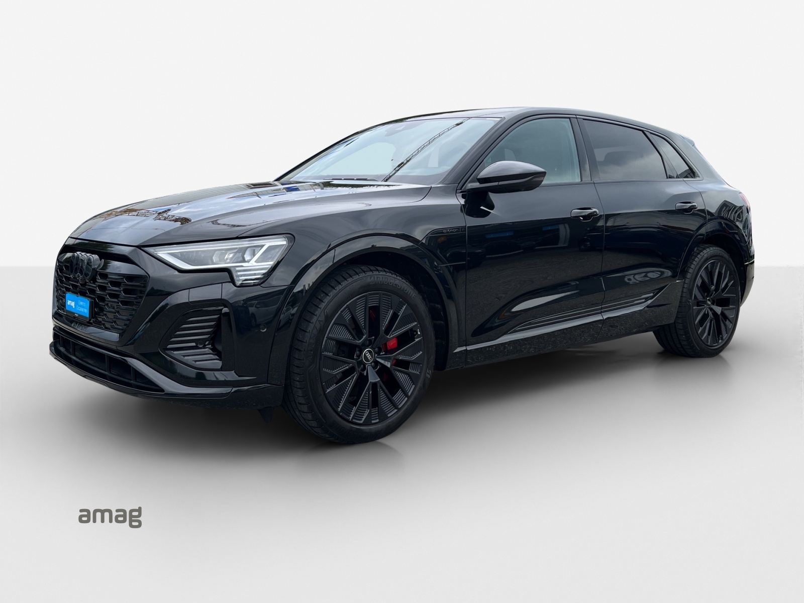 AUDI Q8 50 e-tron Black Edition quattro