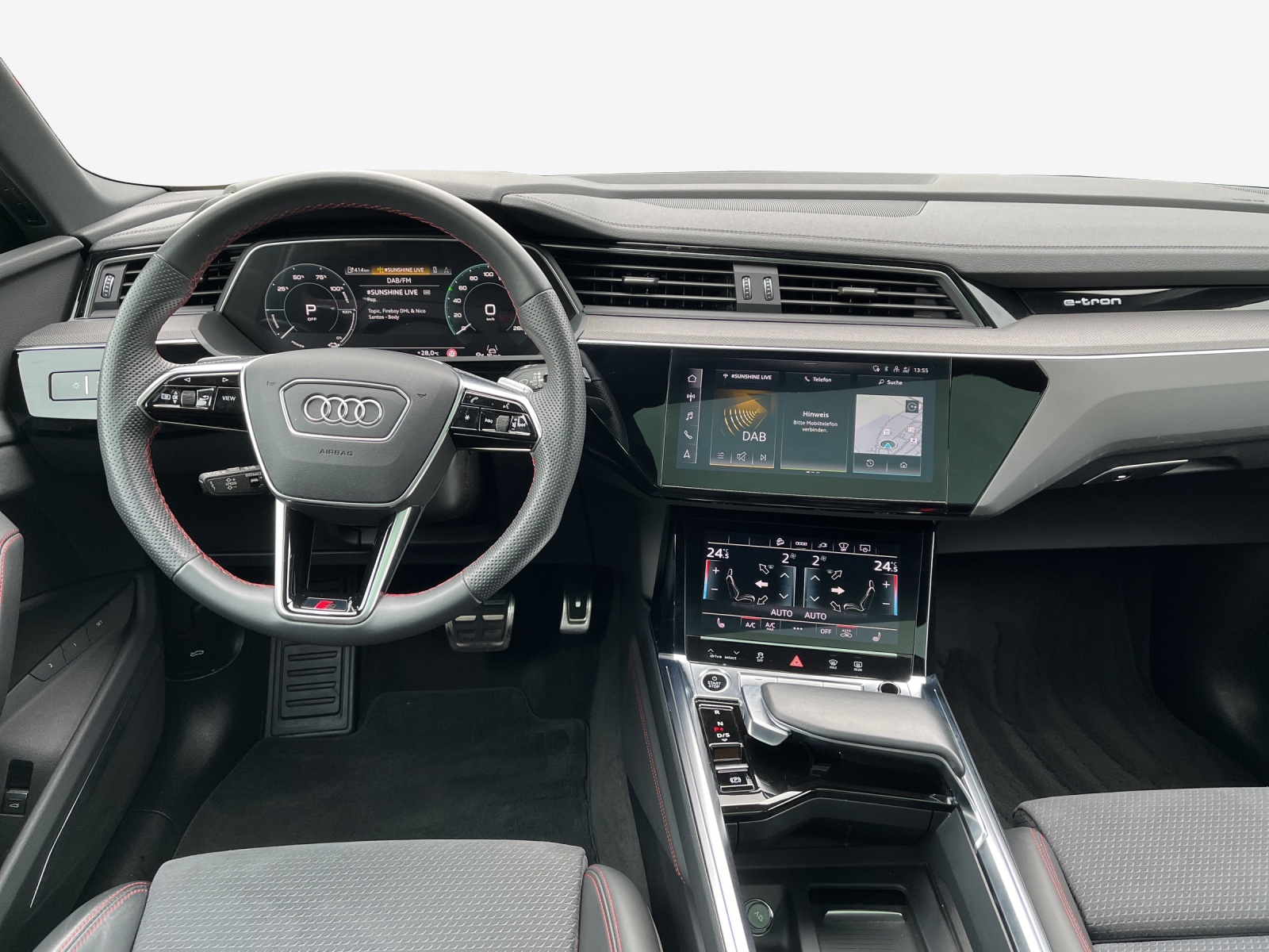 AUDI Q8 50 e-tron Black Edition quattro-image-9