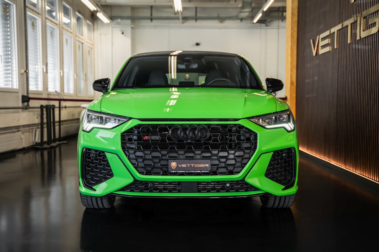 AUDI RS Q3 Sportback quattro S tronic-showroom-element-1