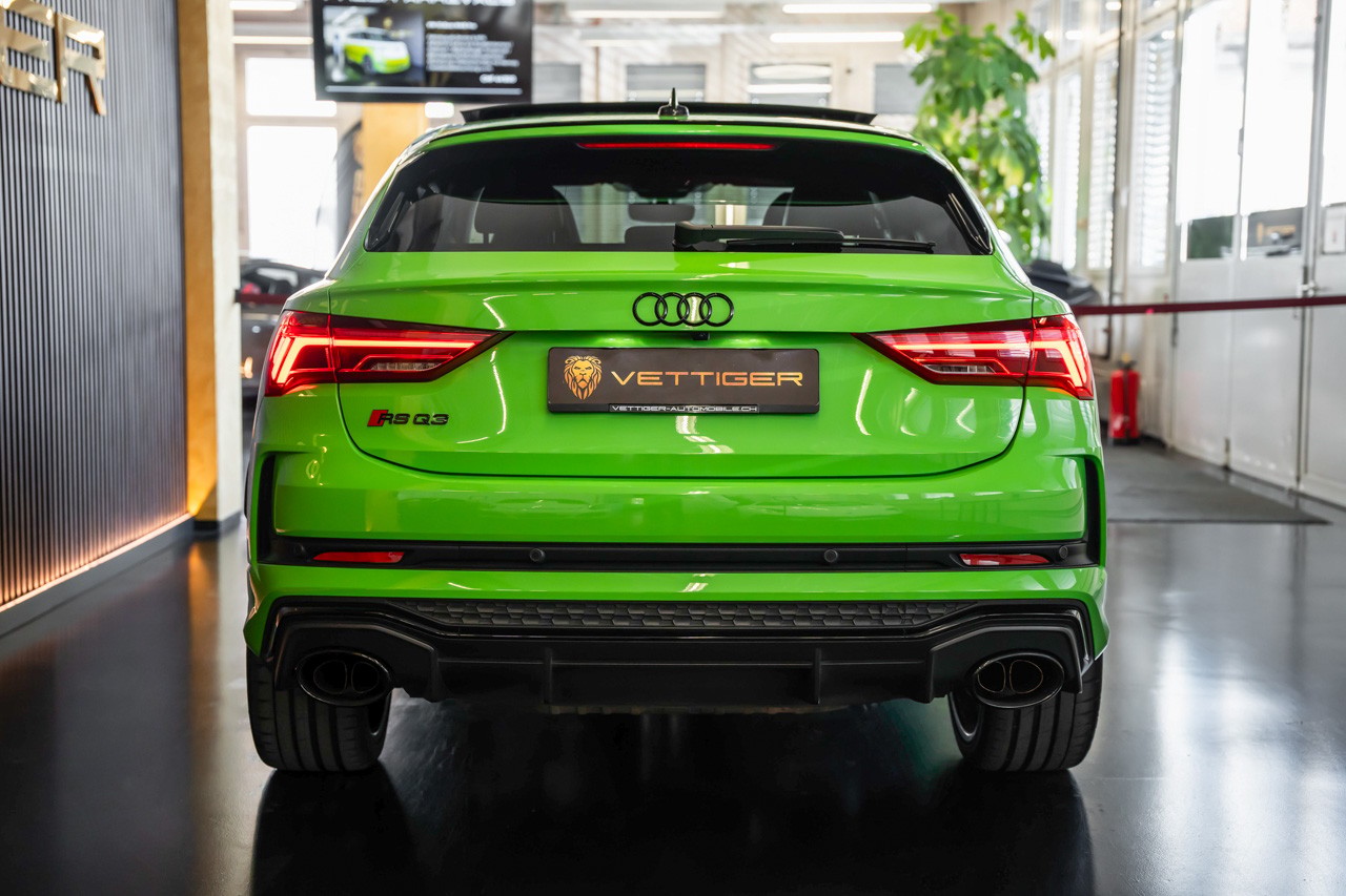 AUDI RS Q3 Sportback quattro S tronic-image-4