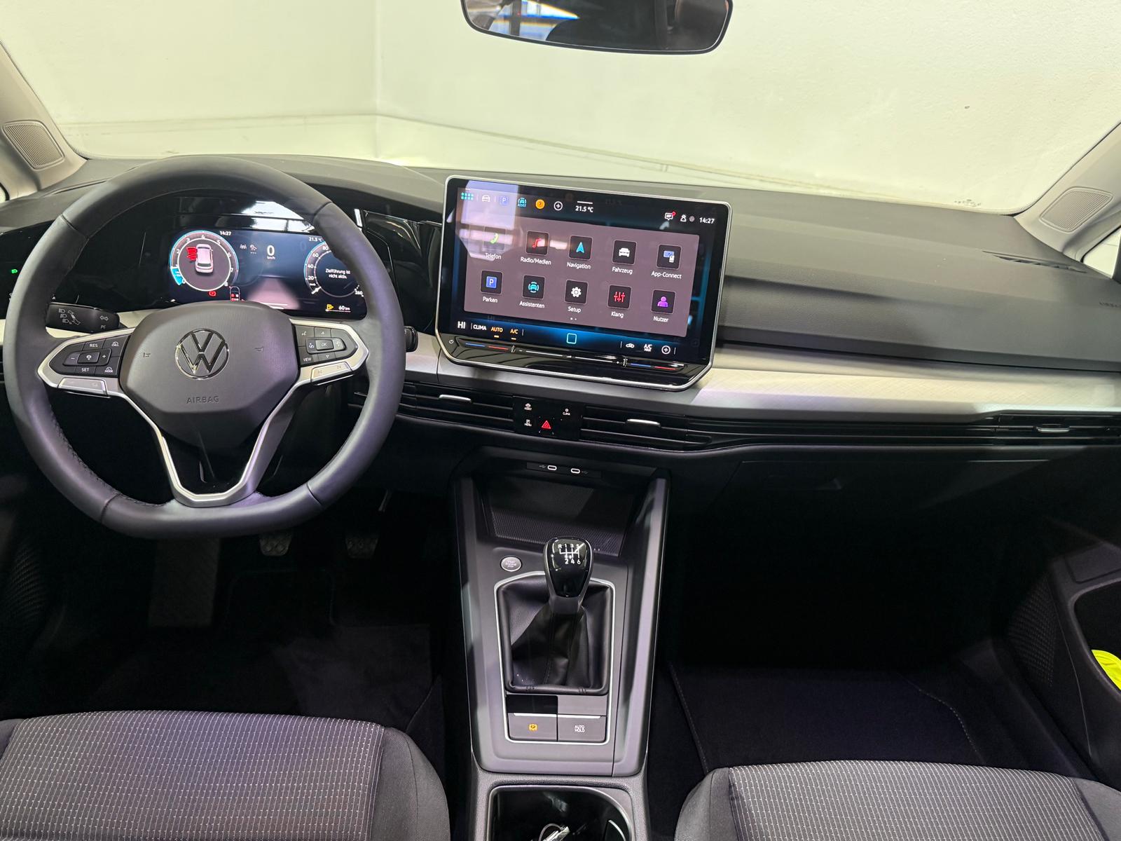 VW Golf 1.5 TSI Basis-image-7