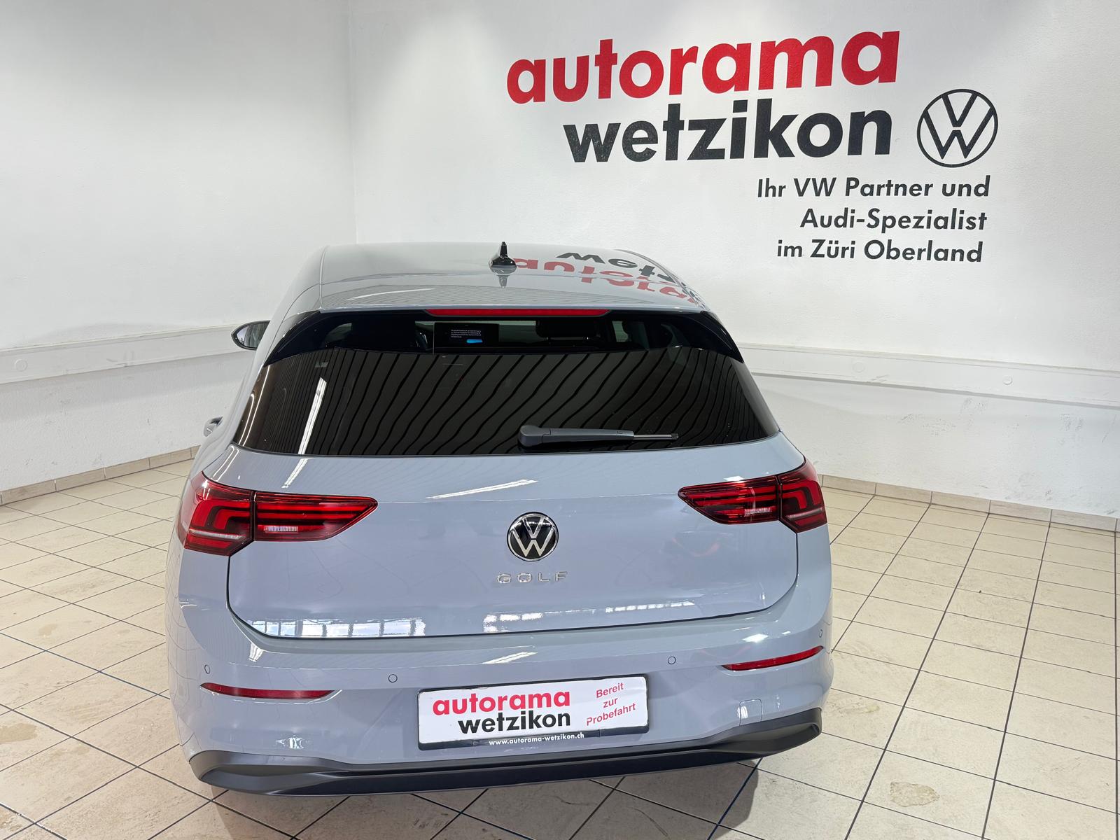 VW Golf 1.5 TSI Basis-showroom-element-3