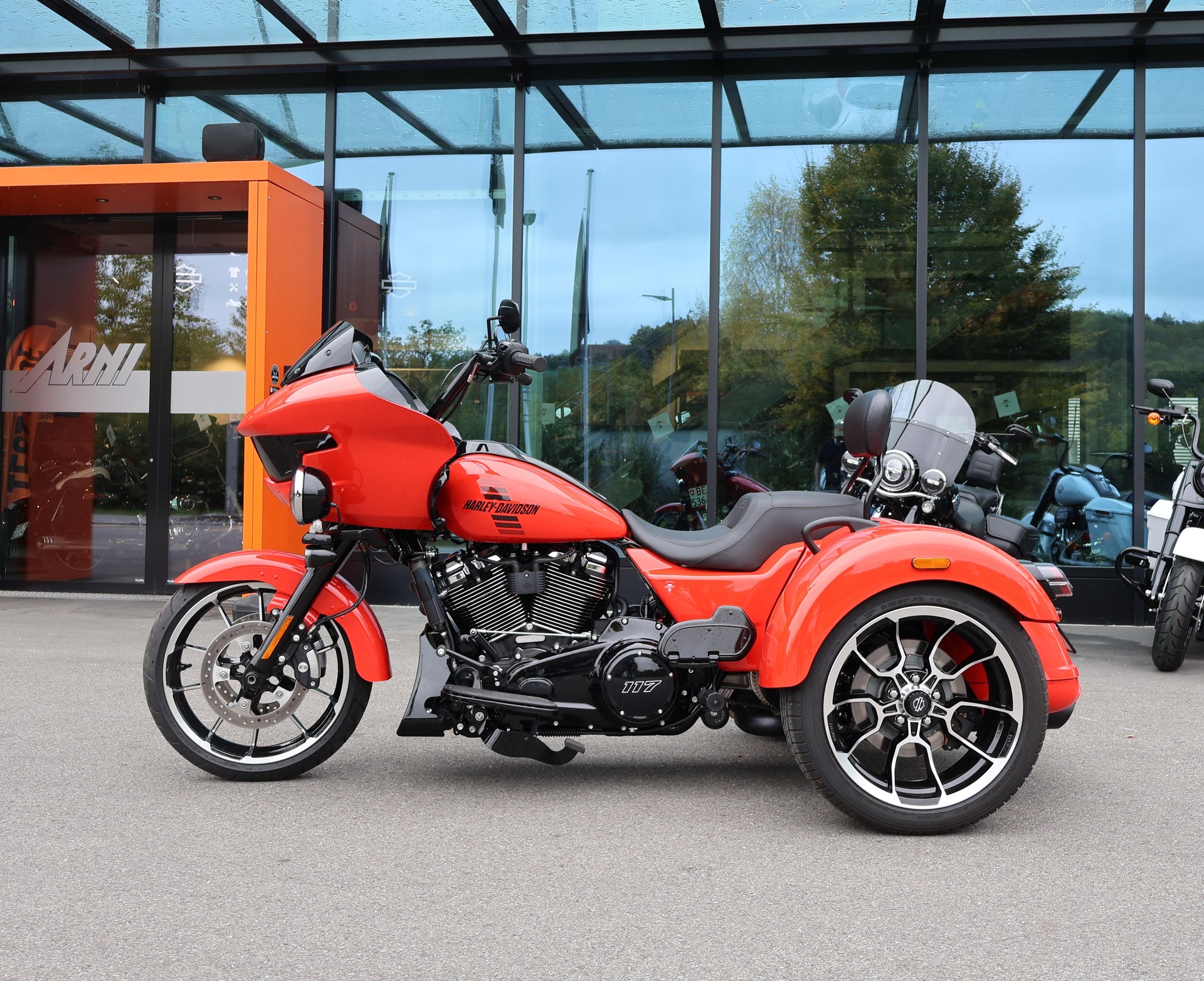 HARLEY-DAVIDSON FLTRT Road Glide 3-image-0