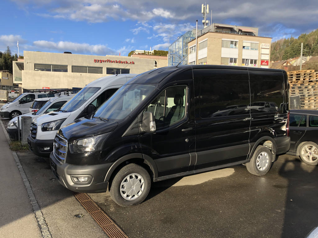 FORD E-Transit Van 350 L2H2 67kWh Trend-showroom-element-1