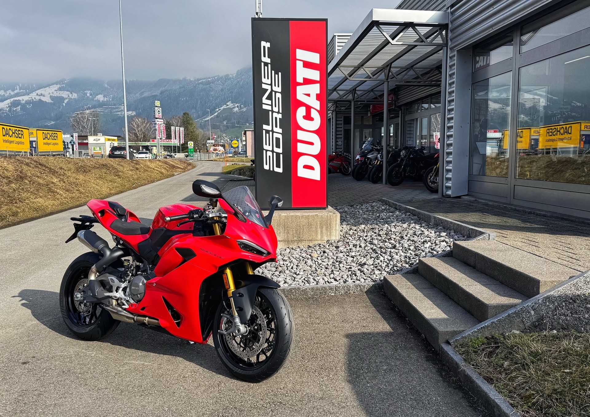 DUCATI S