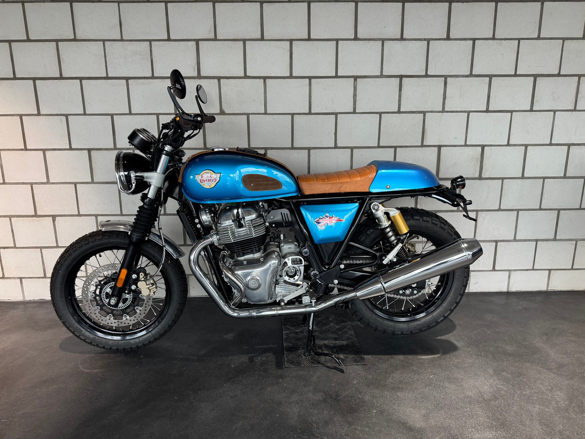 ROYAL ENFIELD Interceptor 650 Custom-image-3