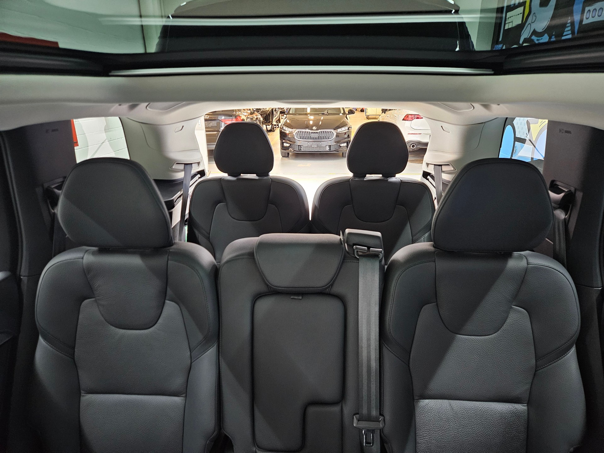 VOLVO XC90 T8 eAWD PluginHybrid Plus Dark Geartronic-image-10